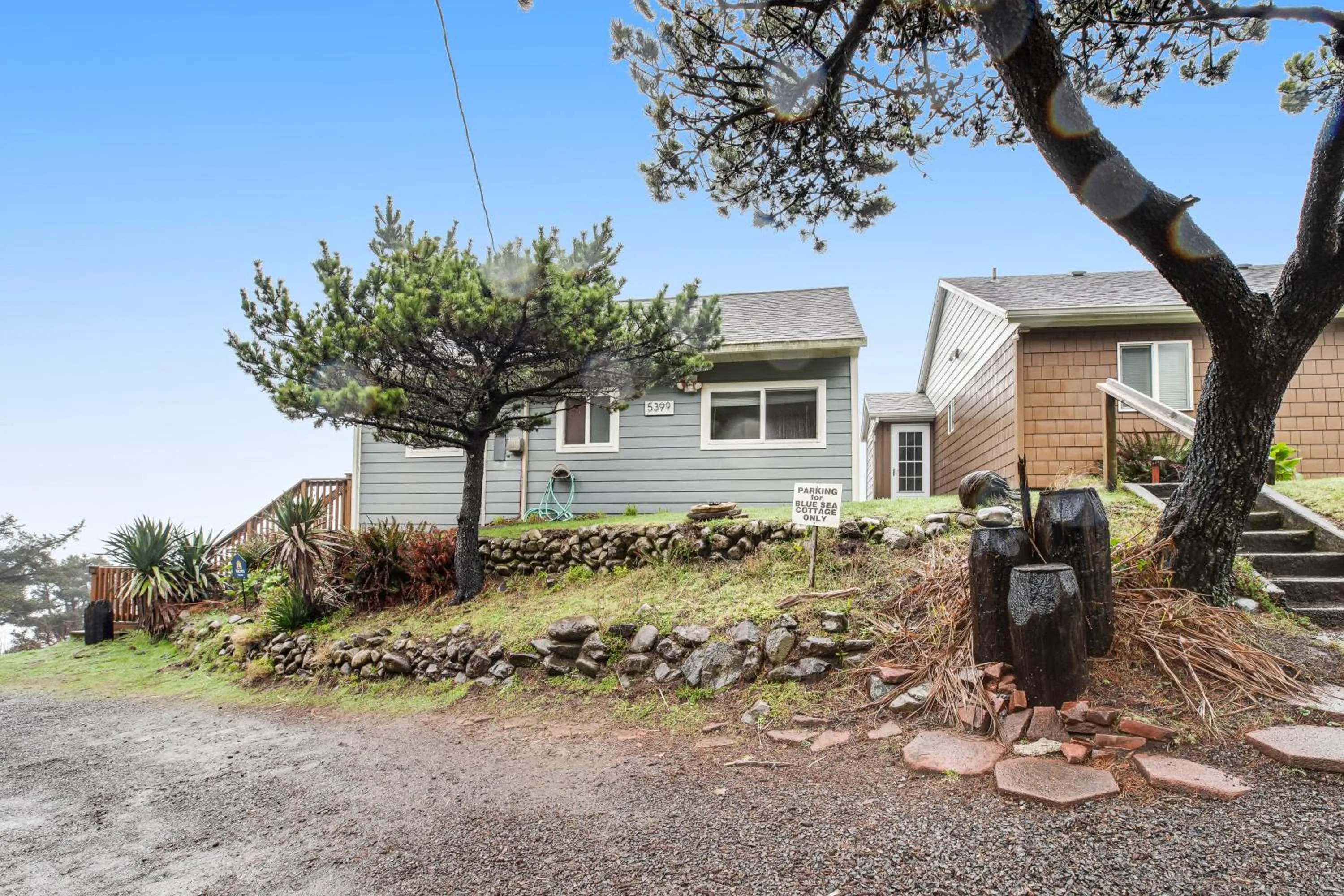 Blue Sea Oceanfront Cottage