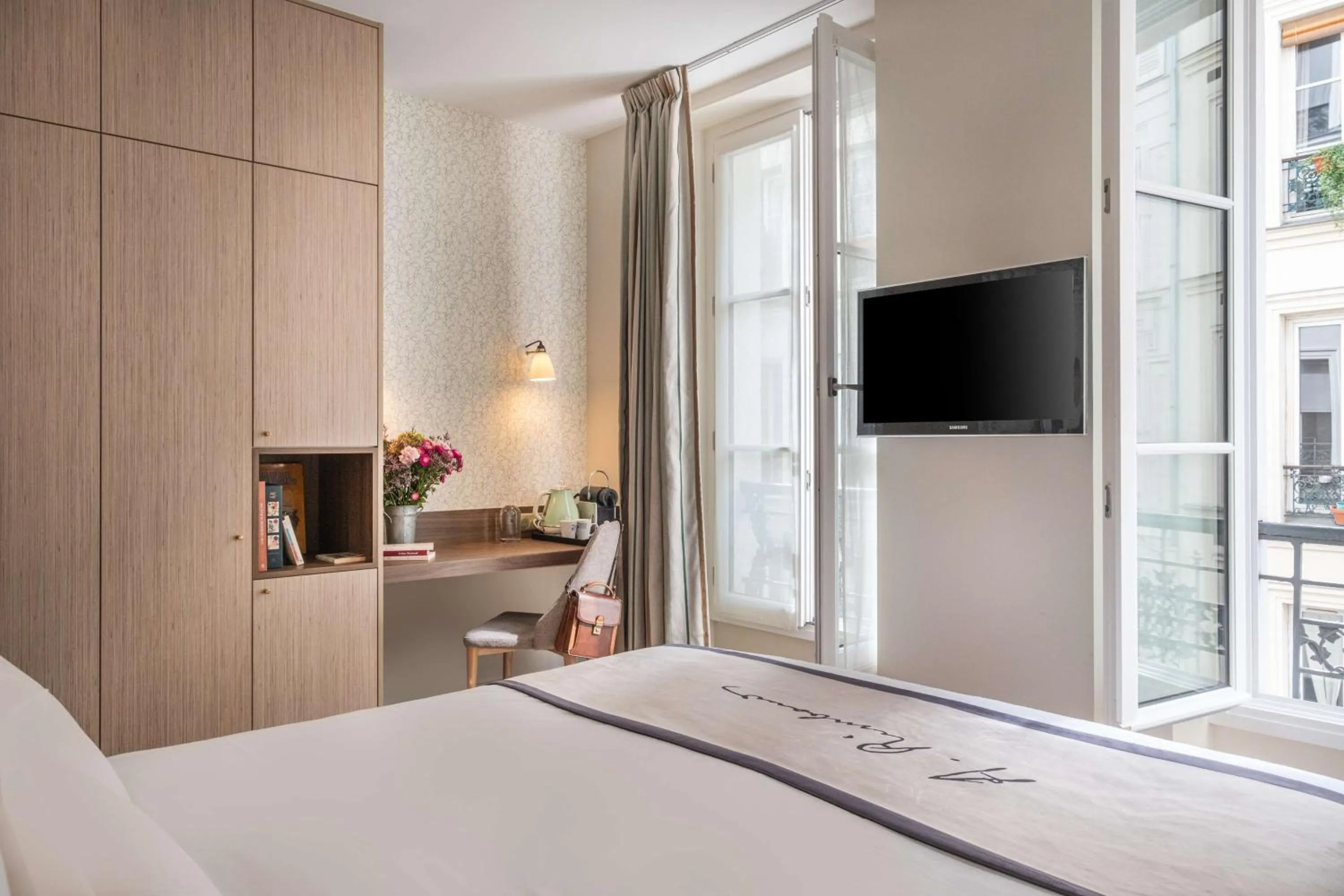 Bedroom, Bed in Hôtel Littéraire Arthur Rimbaud, BW Signature Collection