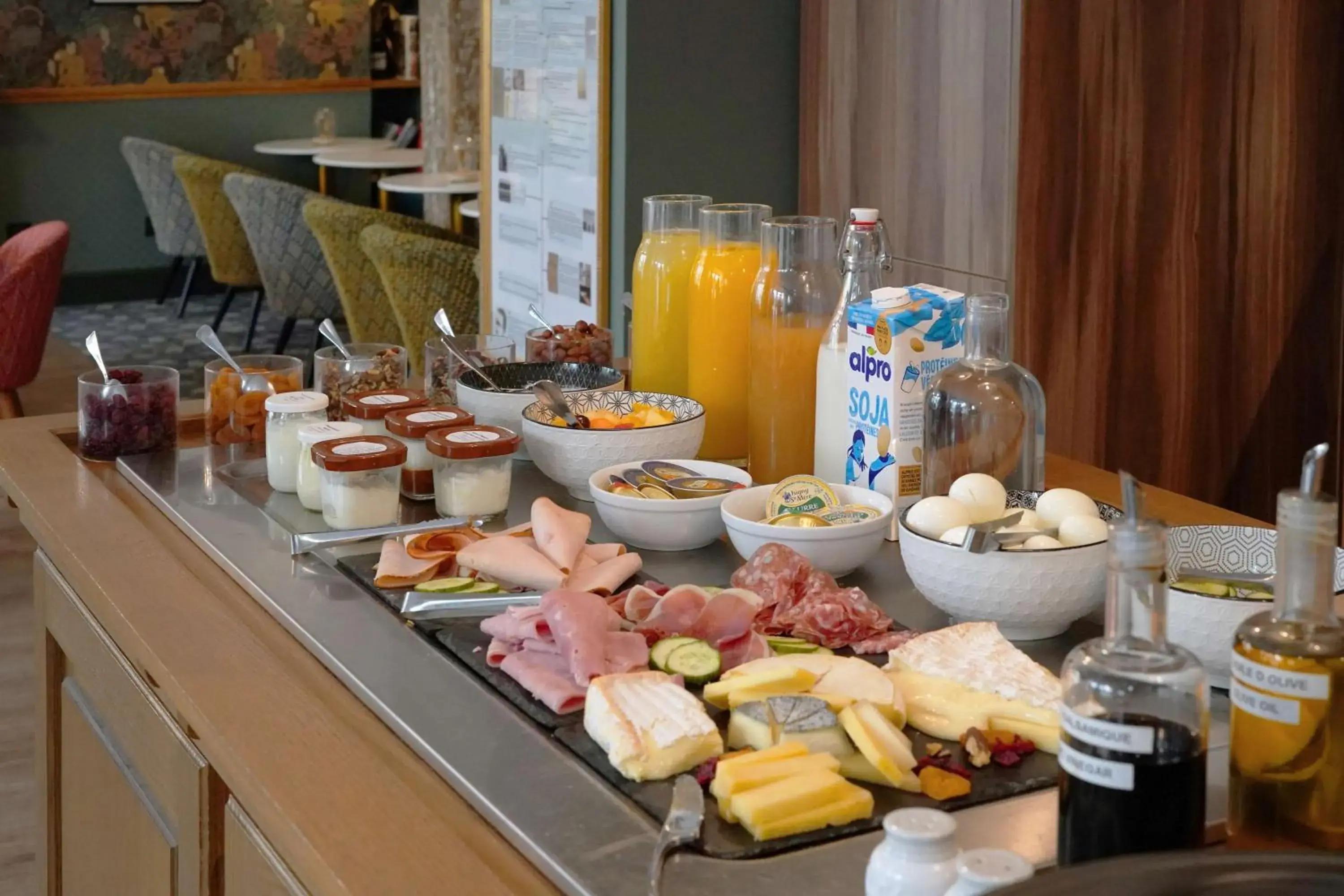 Breakfast in Hôtel Littéraire Arthur Rimbaud, BW Signature Collection Breakfast in Hôtel Littéraire Arthur Rimbaud, BW Signature Collection