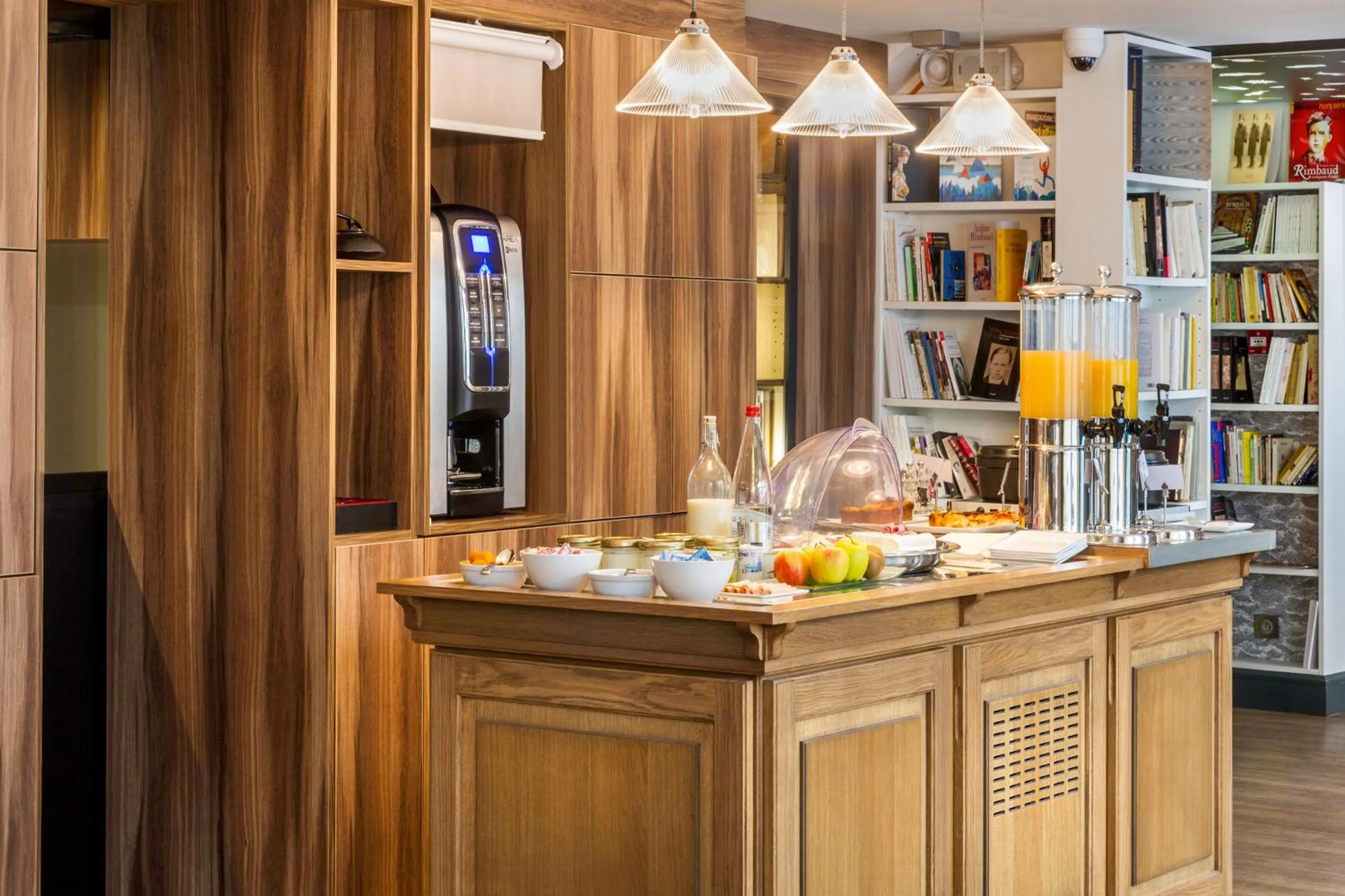 Breakfast in Hôtel Littéraire Arthur Rimbaud, BW Signature Collection