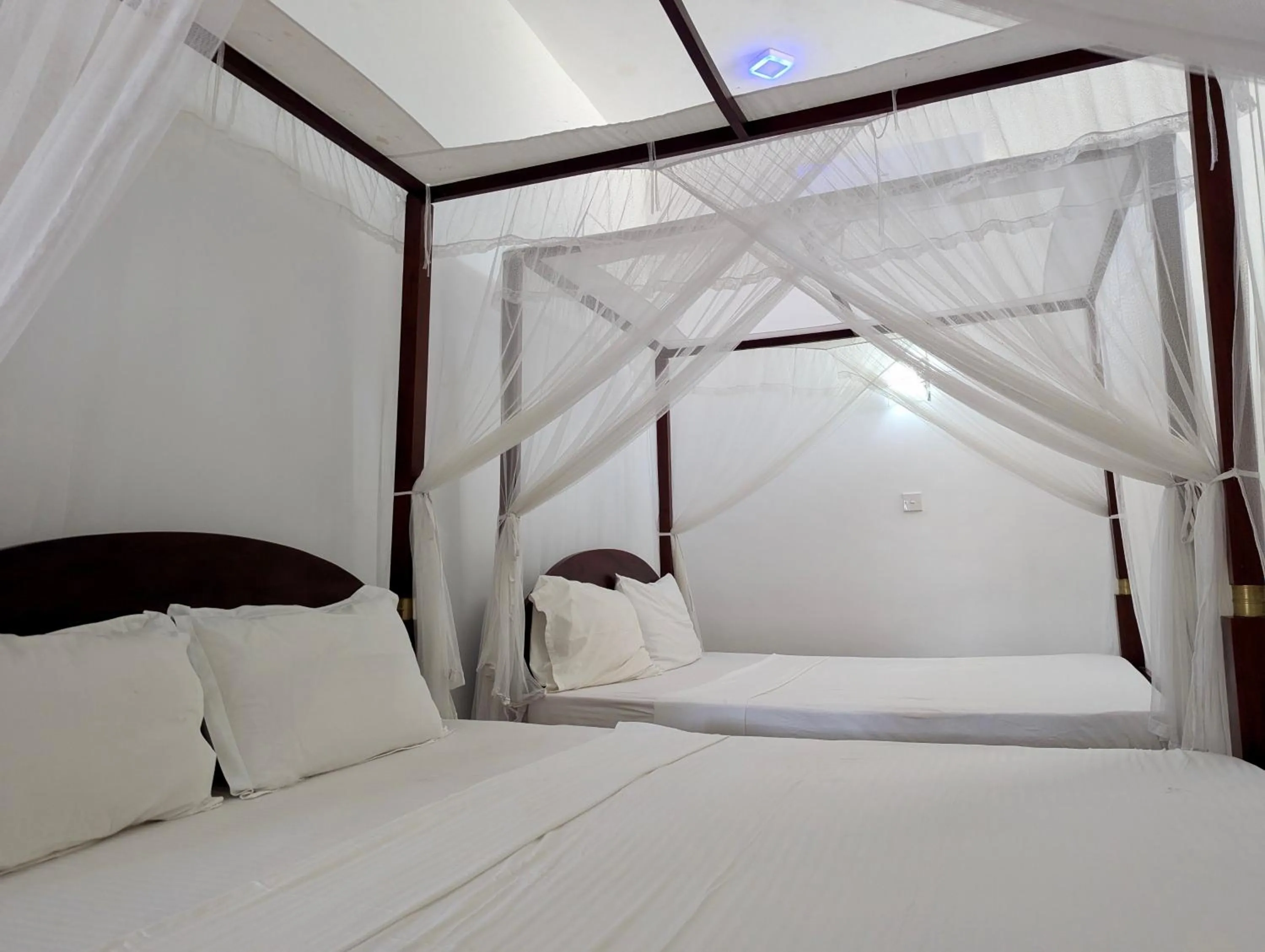 Bedroom, Bed in Bliss Apartment Hikkaduwa