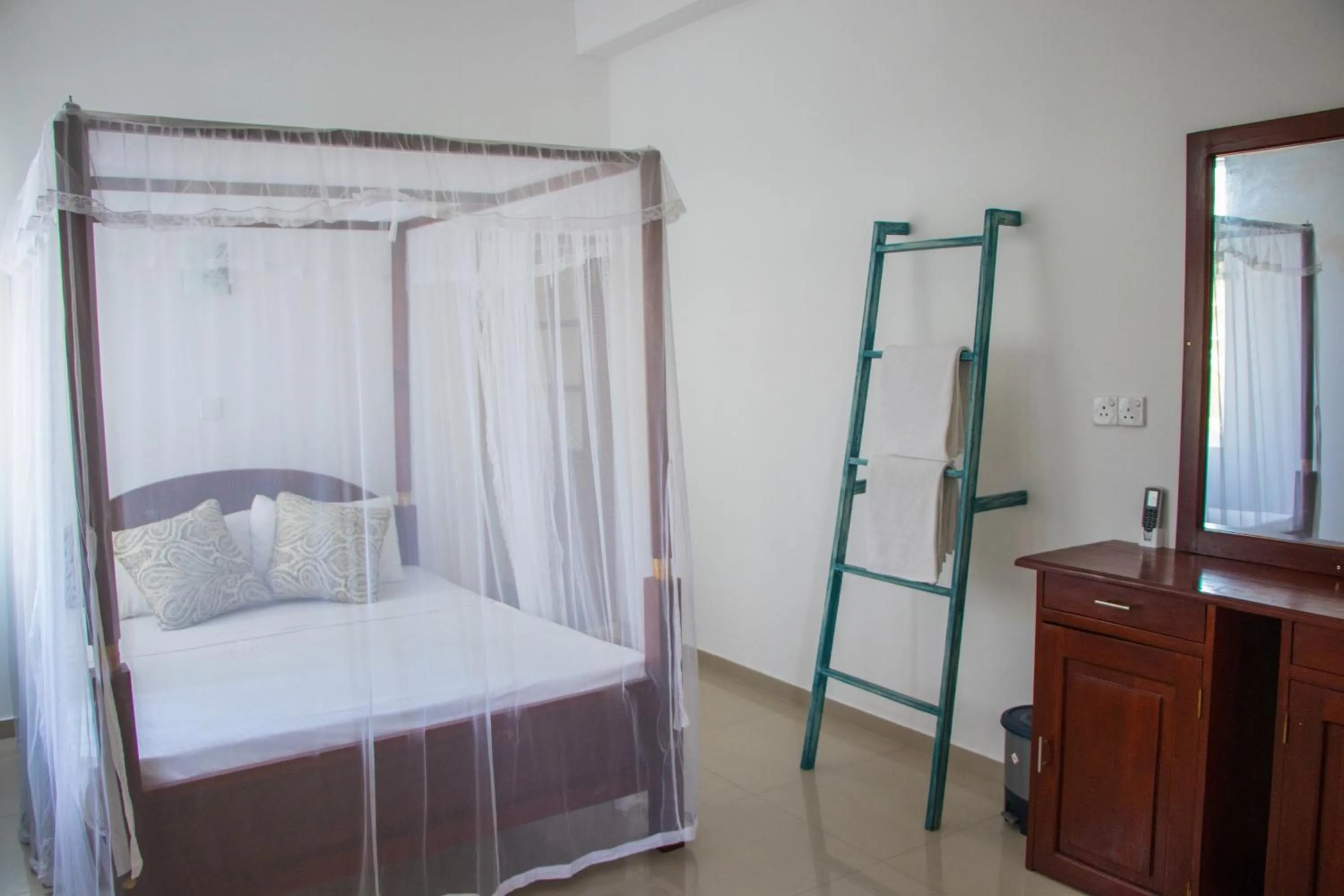 Bedroom, Bed in Bliss Apartment Hikkaduwa