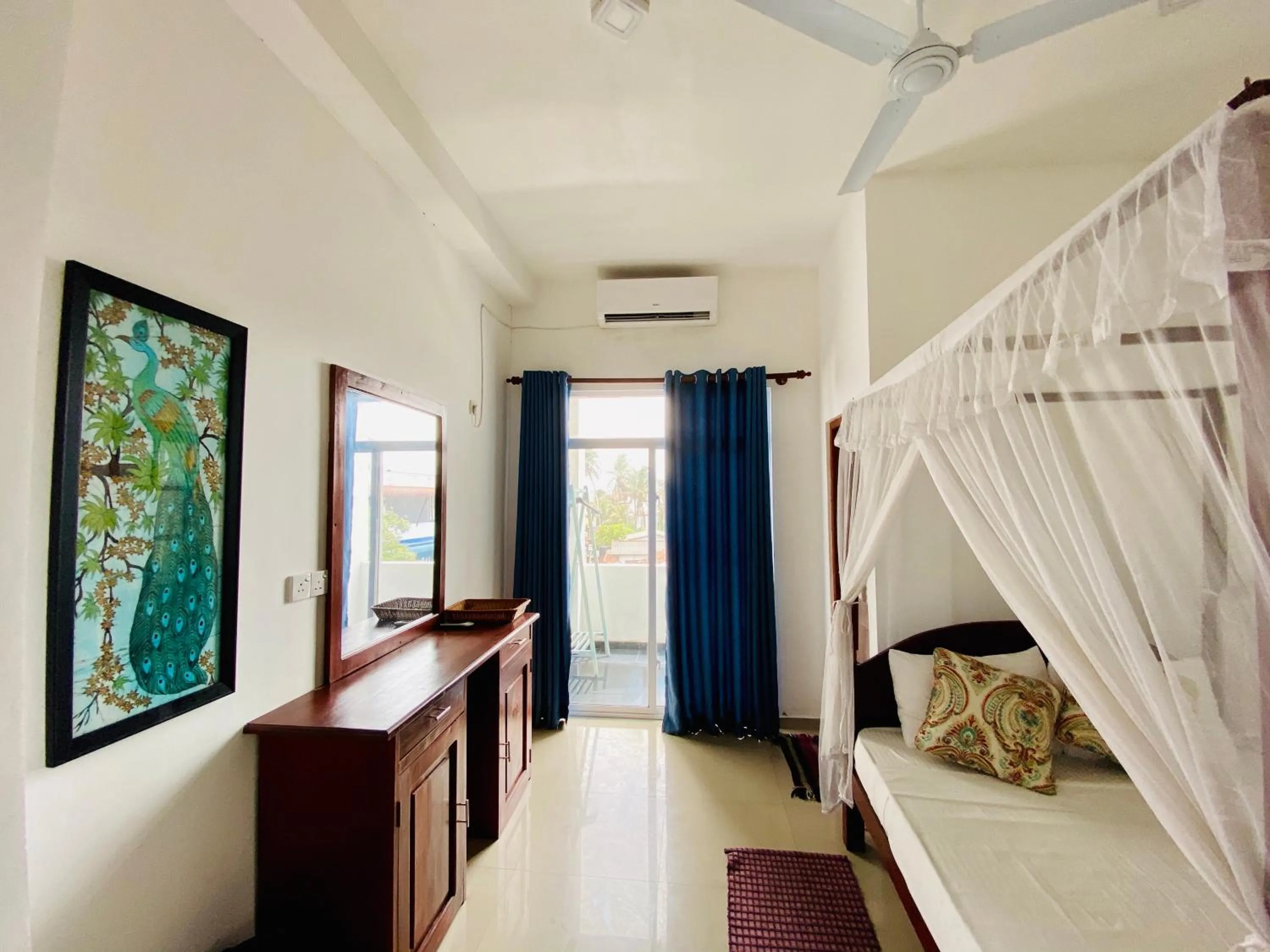 Bedroom, Bed in Bliss Apartment Hikkaduwa