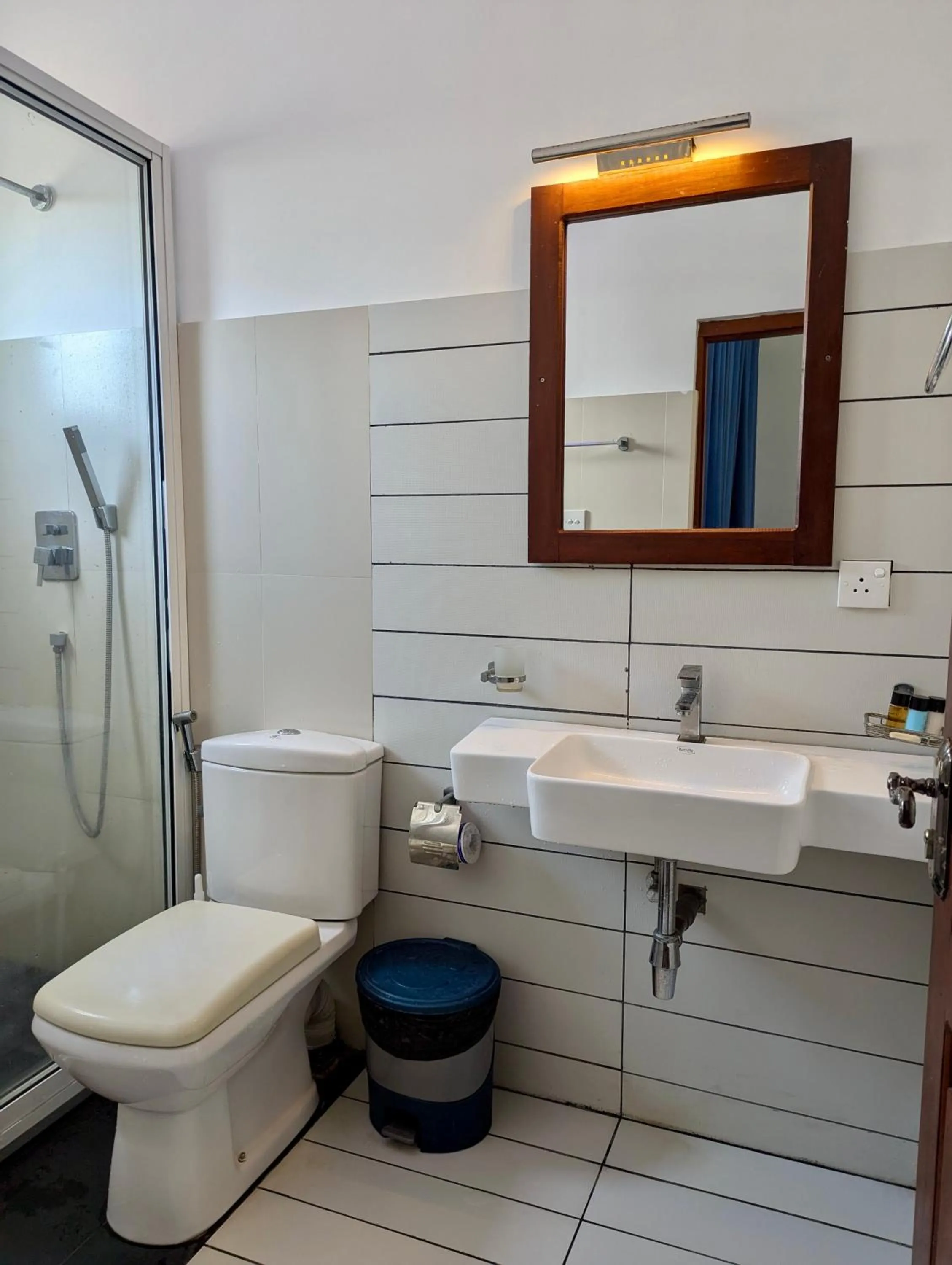 Bathroom in Bliss Apartment Hikkaduwa