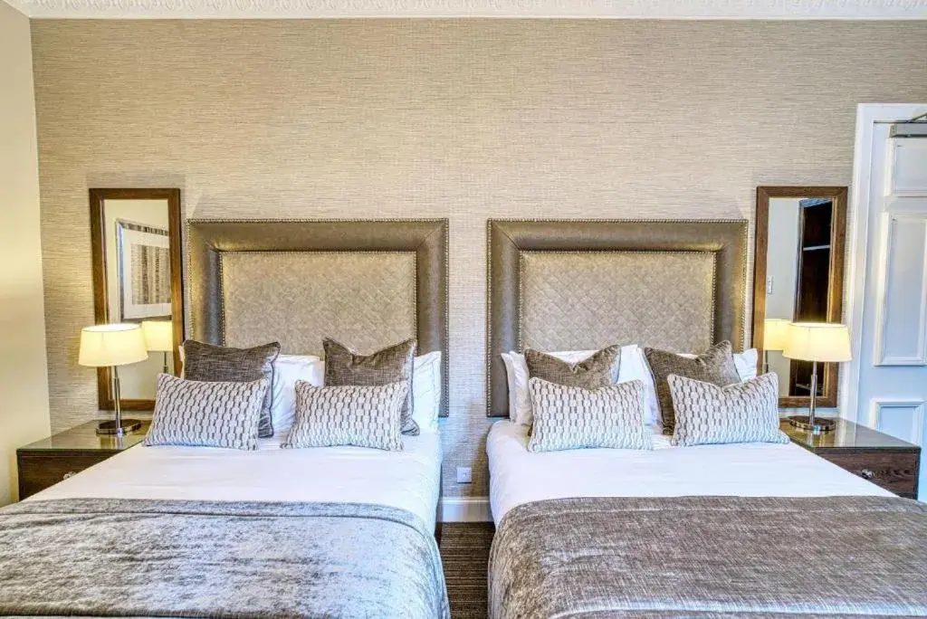 Bed in Inverness Palace Hotel & Spa, WorldHotels Distinctive Bed in Inverness Palace Hotel & Spa, WorldHotels Distinctive