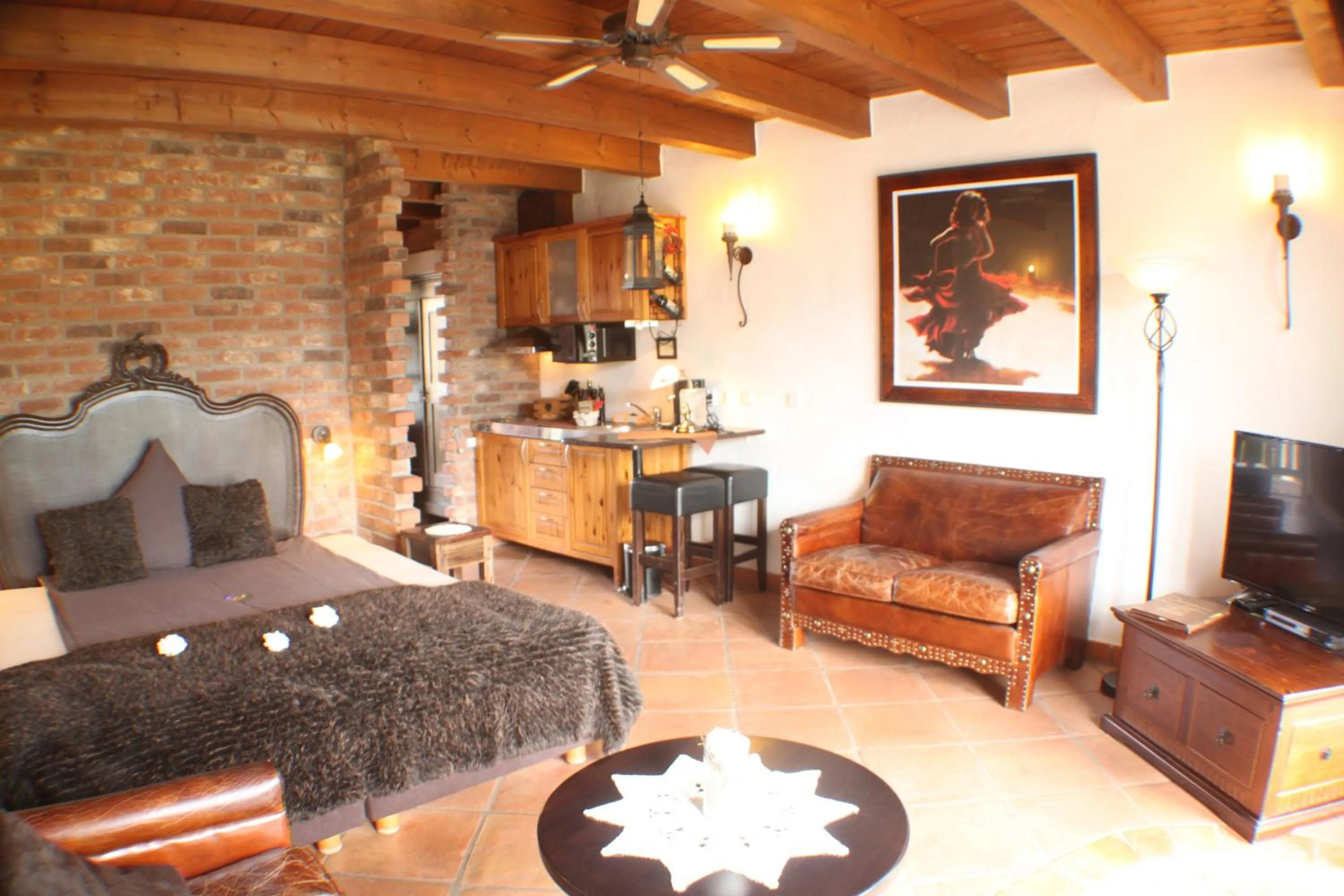 Photo of the whole room in Hazienda Apartmenthotel - Für ein paar Tage oder monatelang