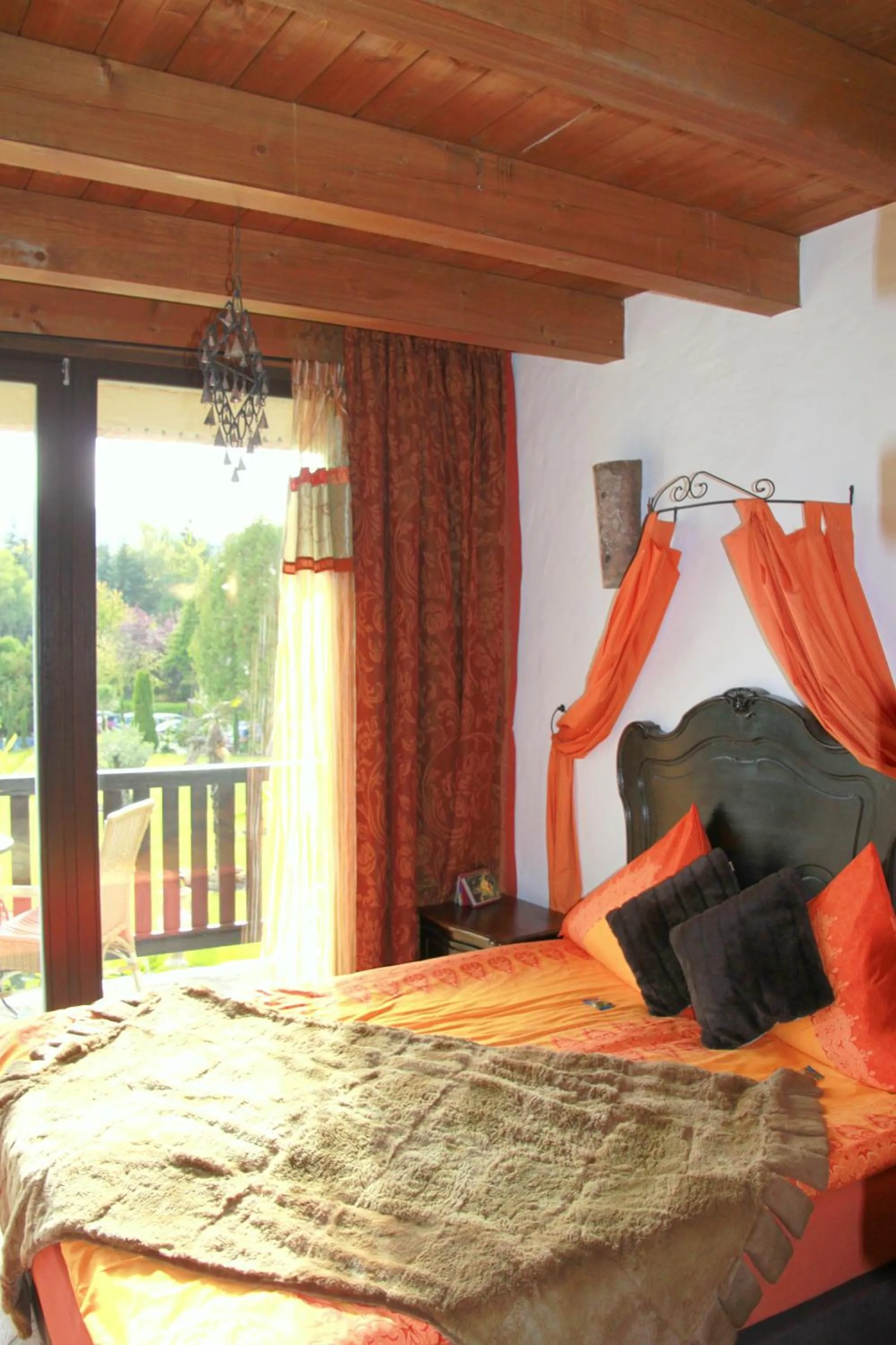 Bed in Hazienda Apartmenthotel - Für ein paar Tage oder monatelang