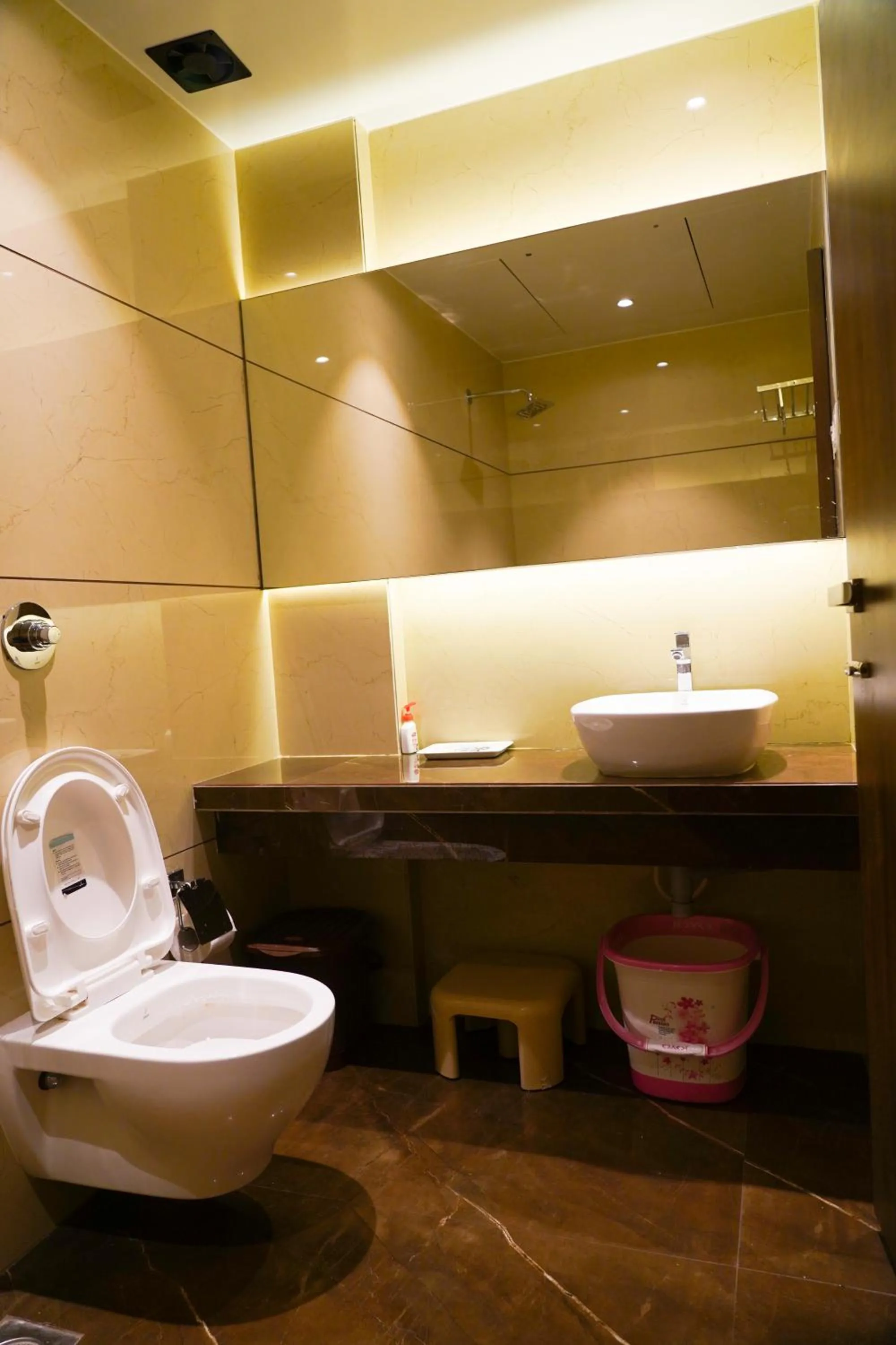 Bathroom in Hotel Sun Shine Inn