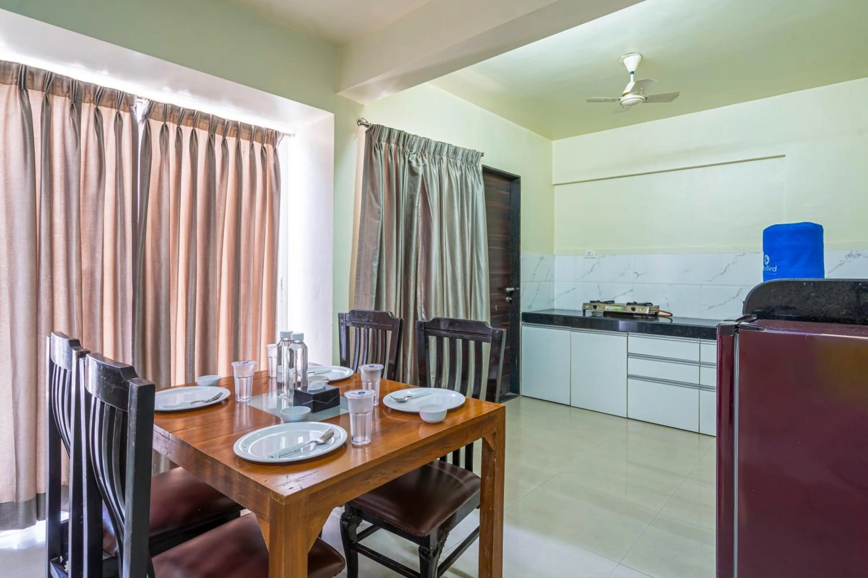 Kitchen or kitchenette in StayBird - Icon Bliss, An Apartment Hotel, Kharadi