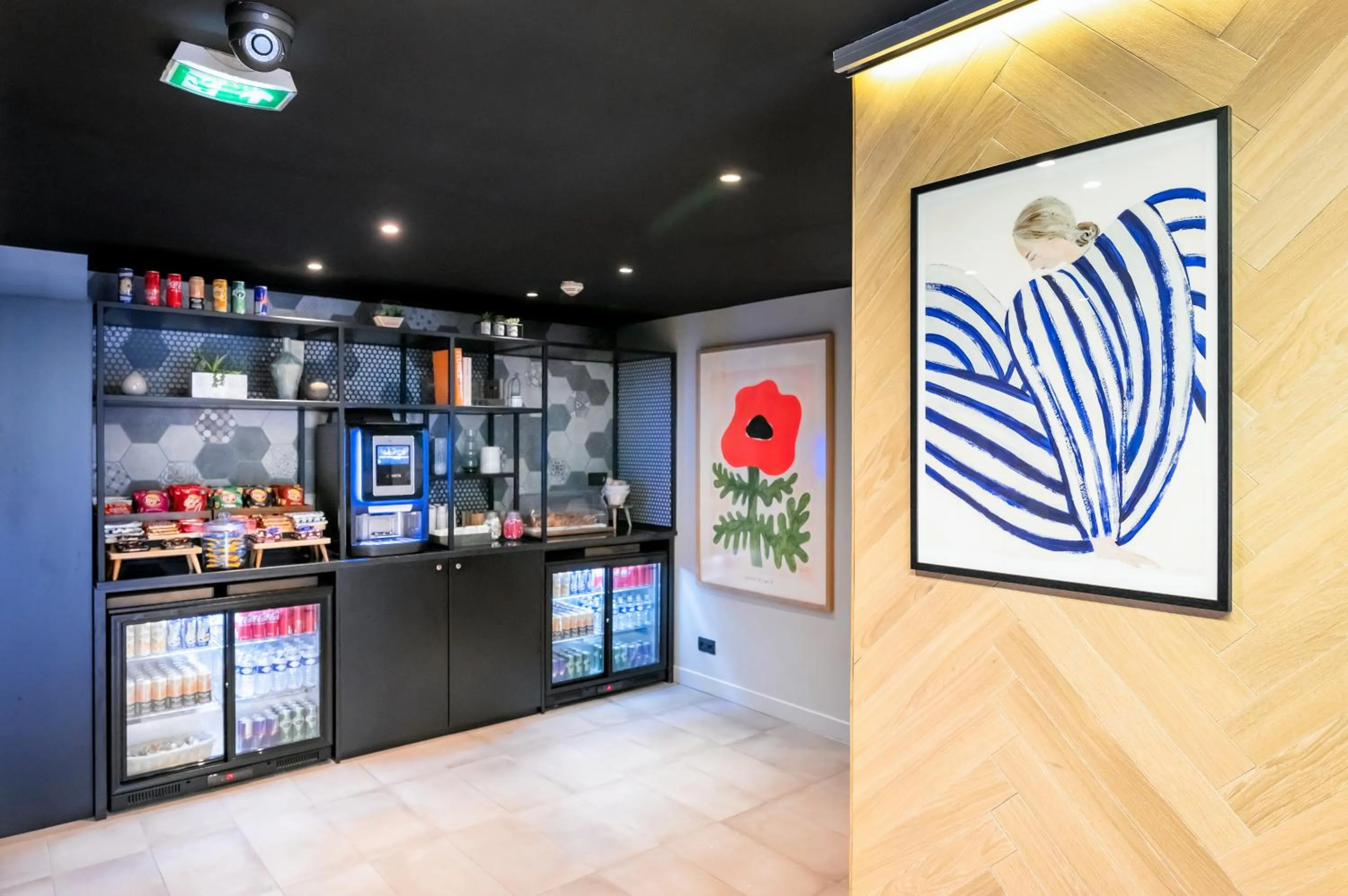 Lobby or reception in Staycity Aparthotels Paris Gare de l'Est