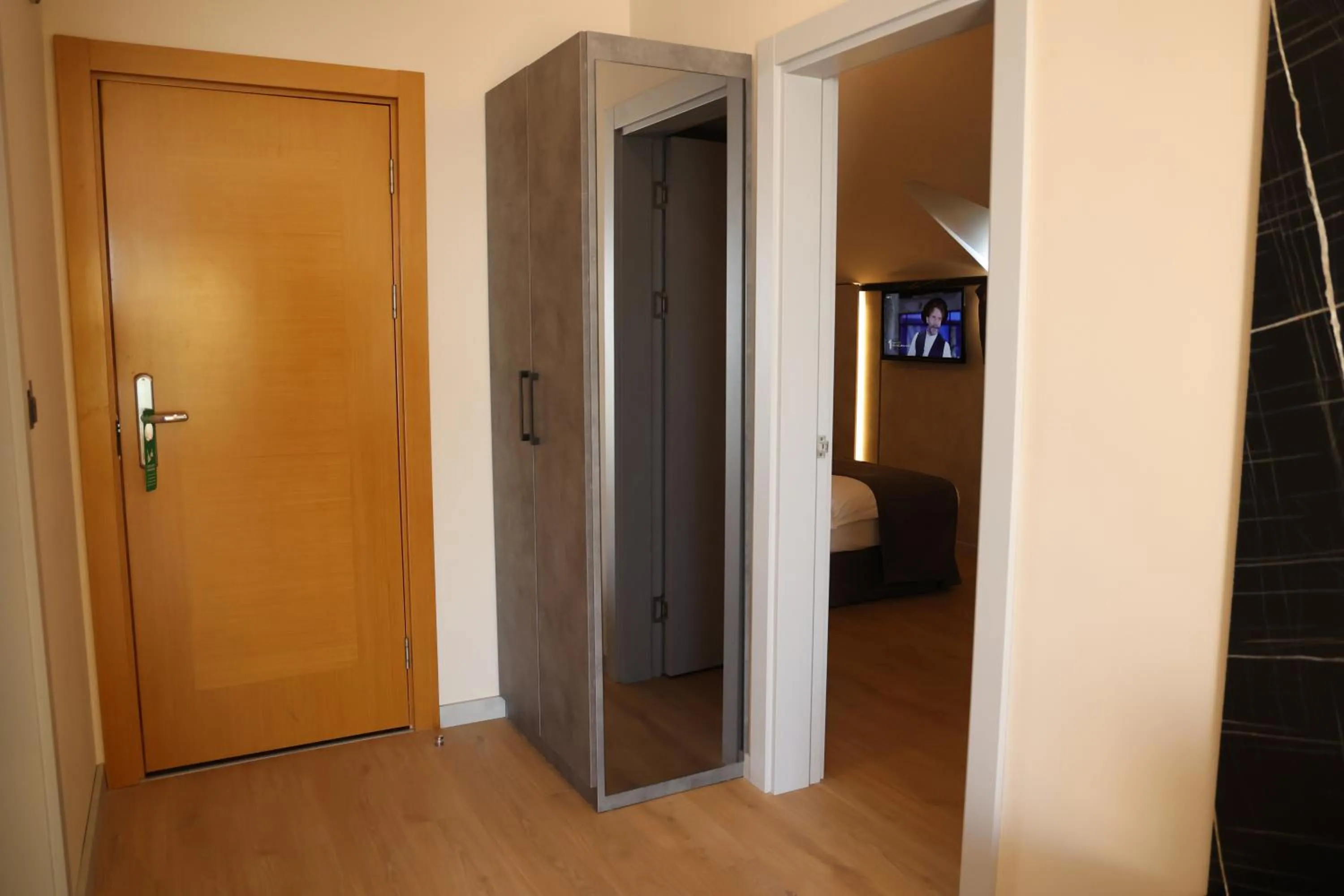 wardrobe in Hotel Lazlakar