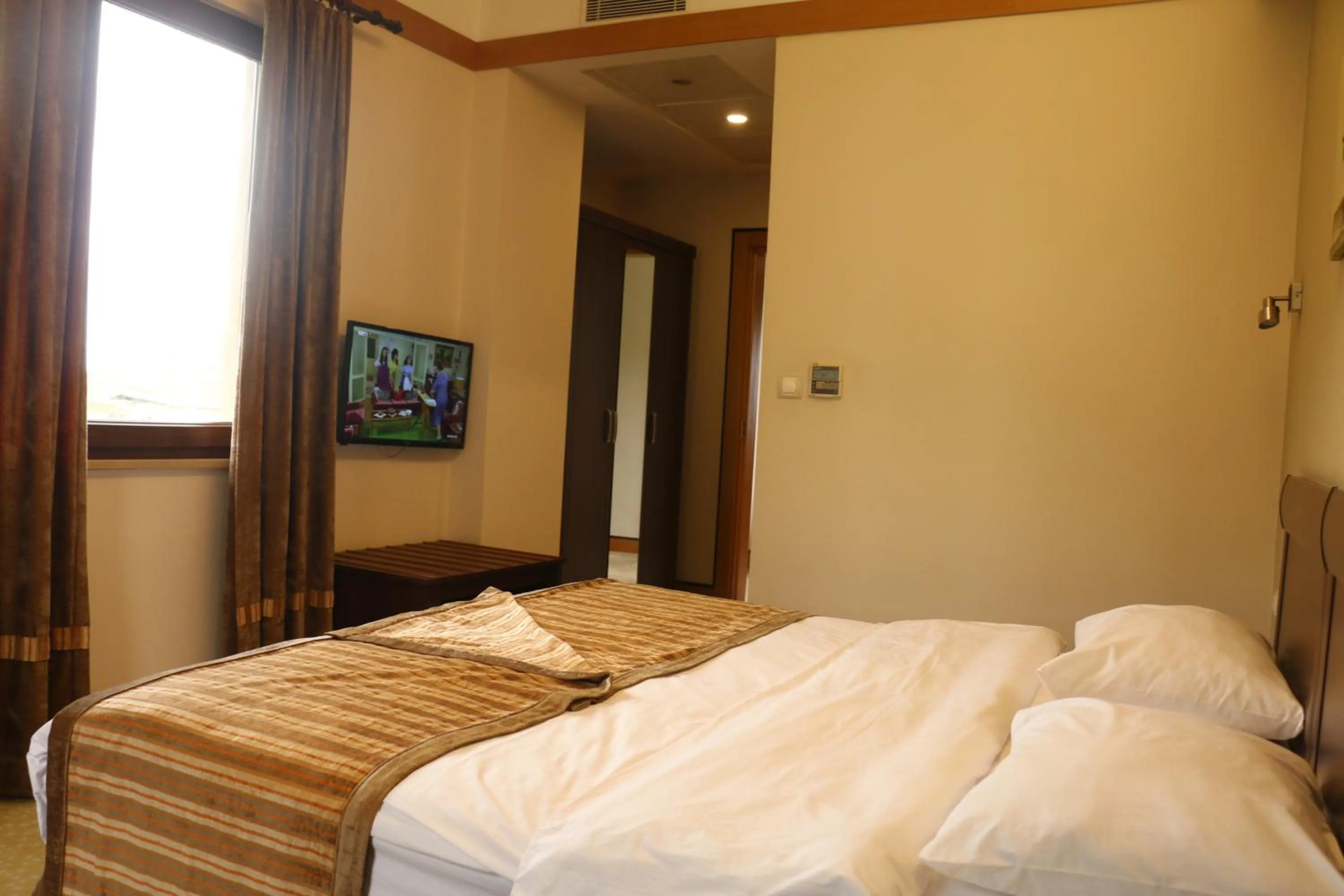 Bed in Hotel Lazlakar