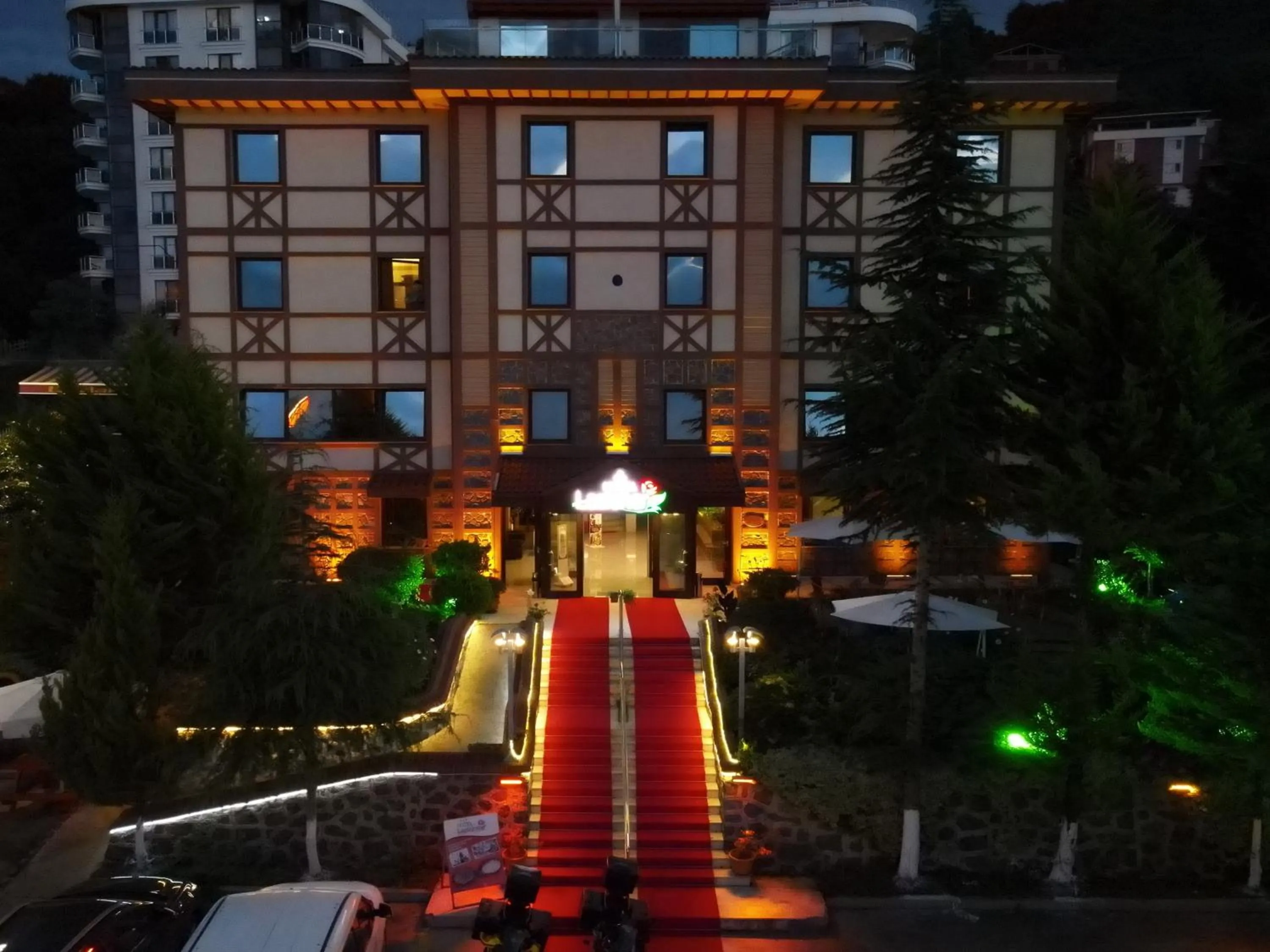 Property building in Hotel Lazlakar