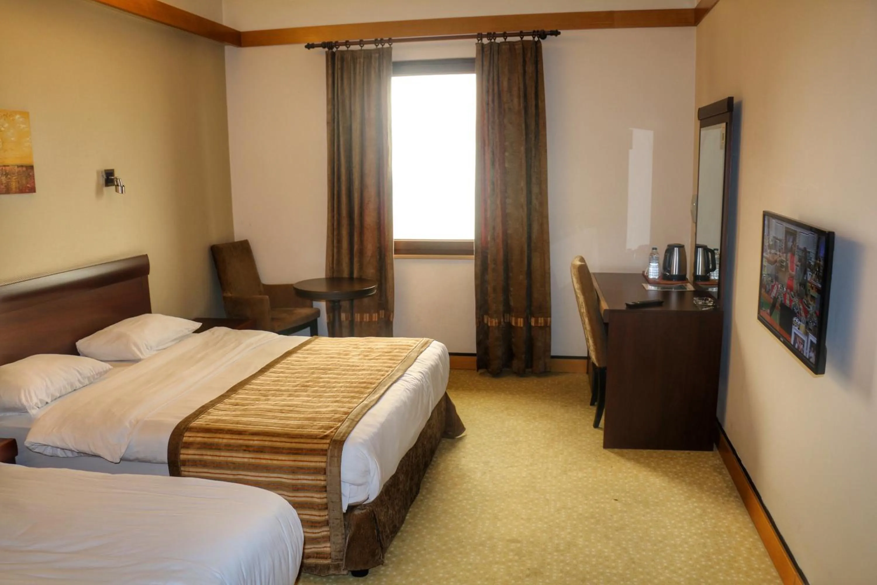 TV and multimedia, Bed in Hotel Lazlakar