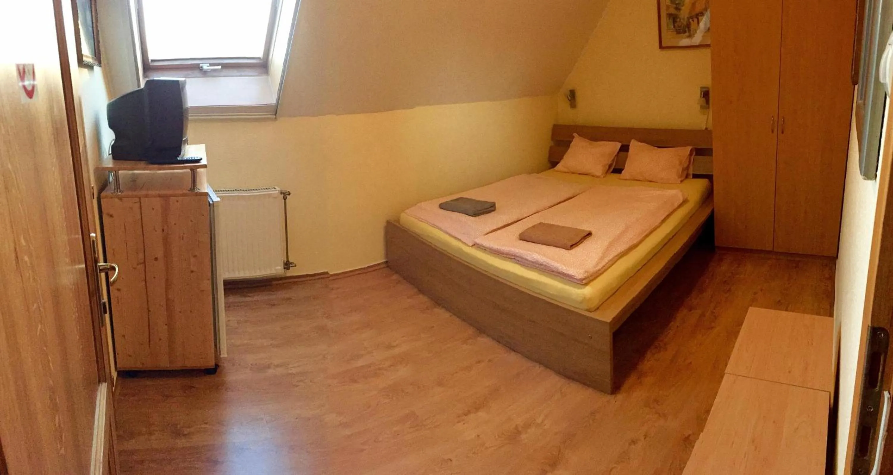 Bedroom, Bed in Hotel Amarillis