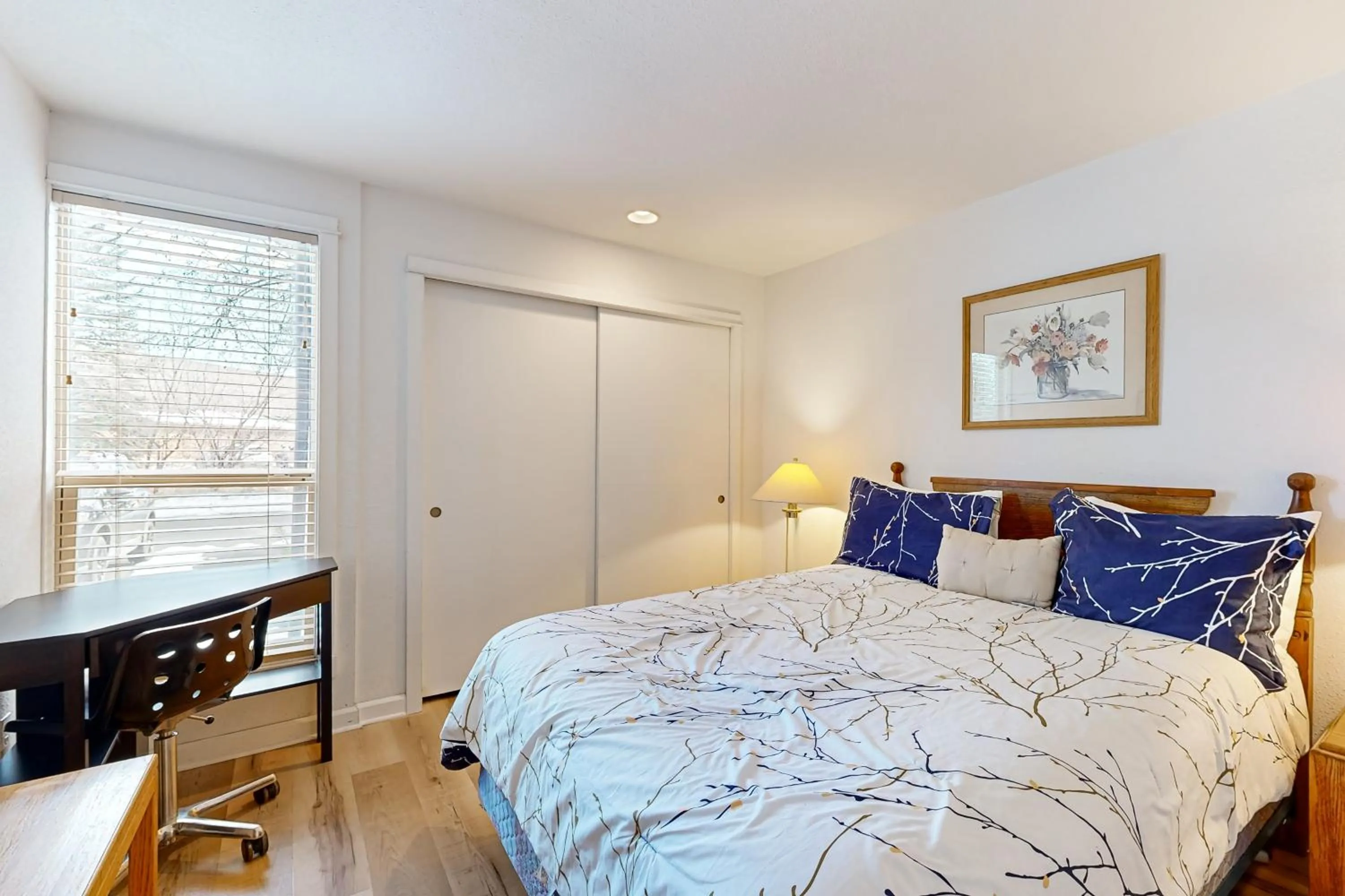 Bed in 1 Abbot House