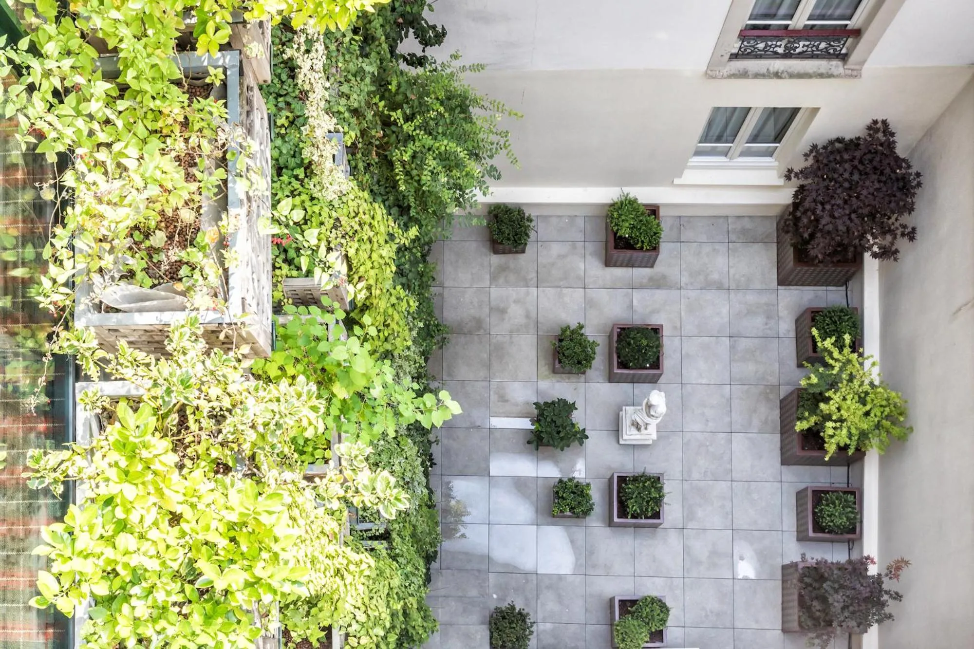 Balcony/Terrace in Villa Panthéon