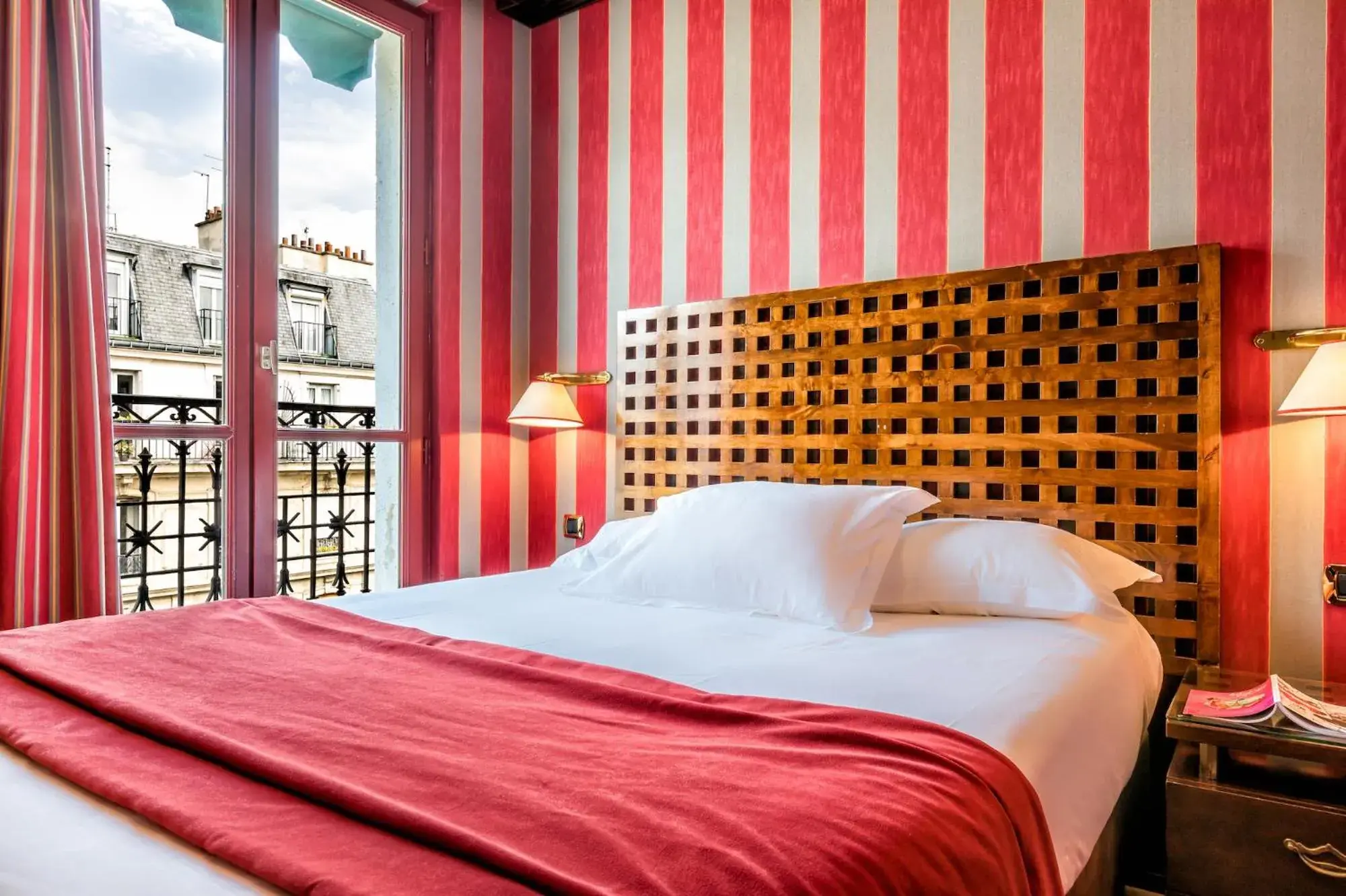 Bedroom, Bed in Villa Panthéon Bedroom, Bed in Villa Panthéon