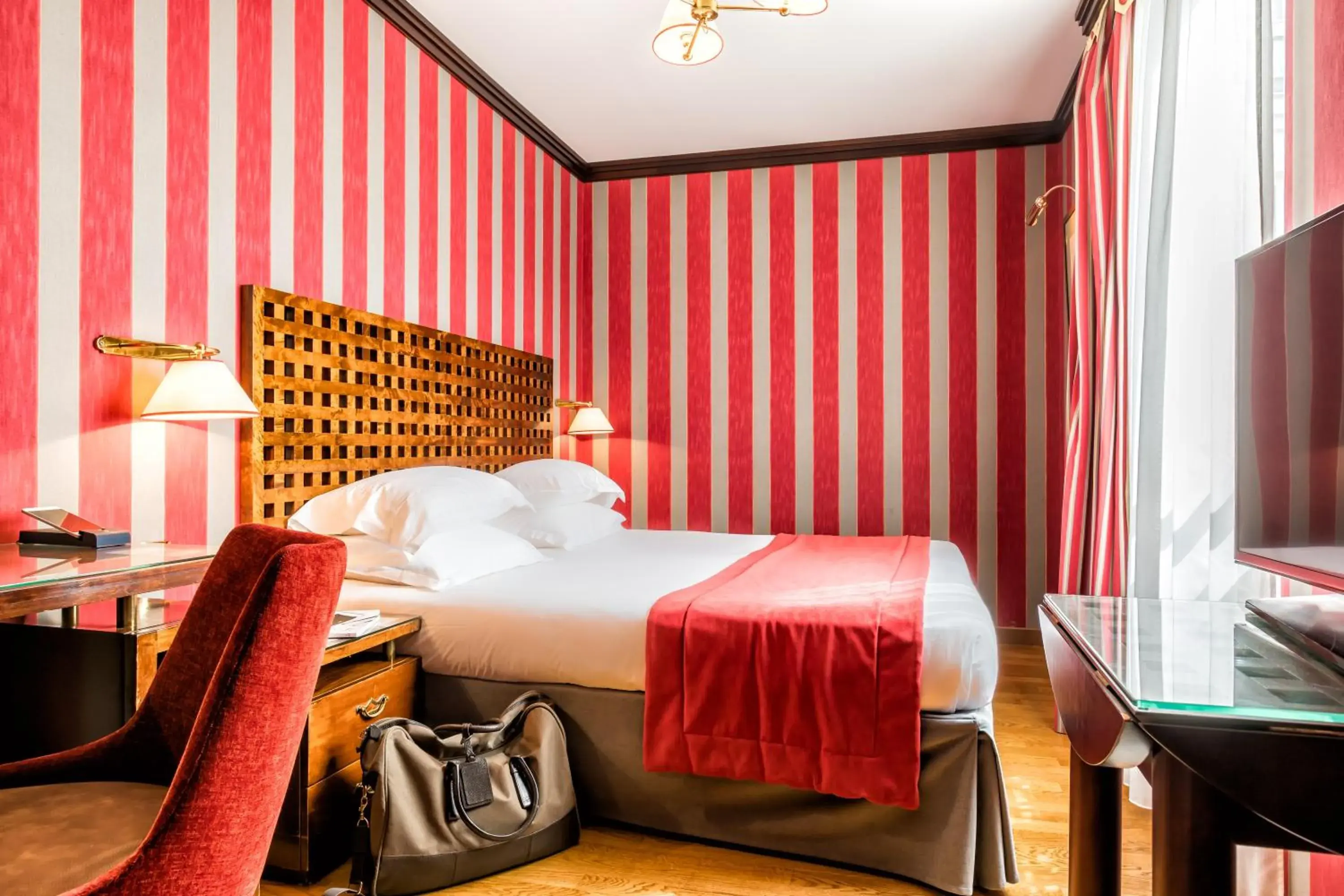 Bed in Villa Panthéon Bed in Villa Panthéon