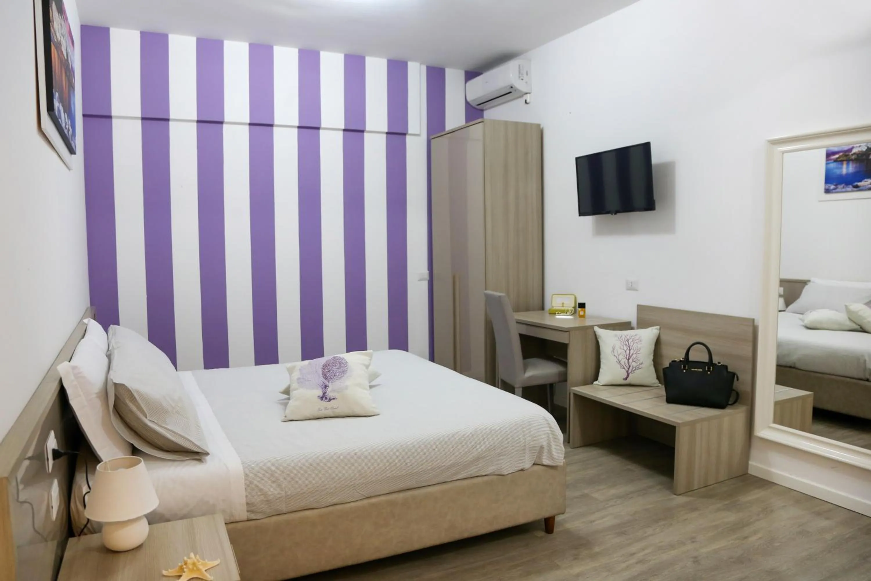 Bed in Al Parco II Rota B&B