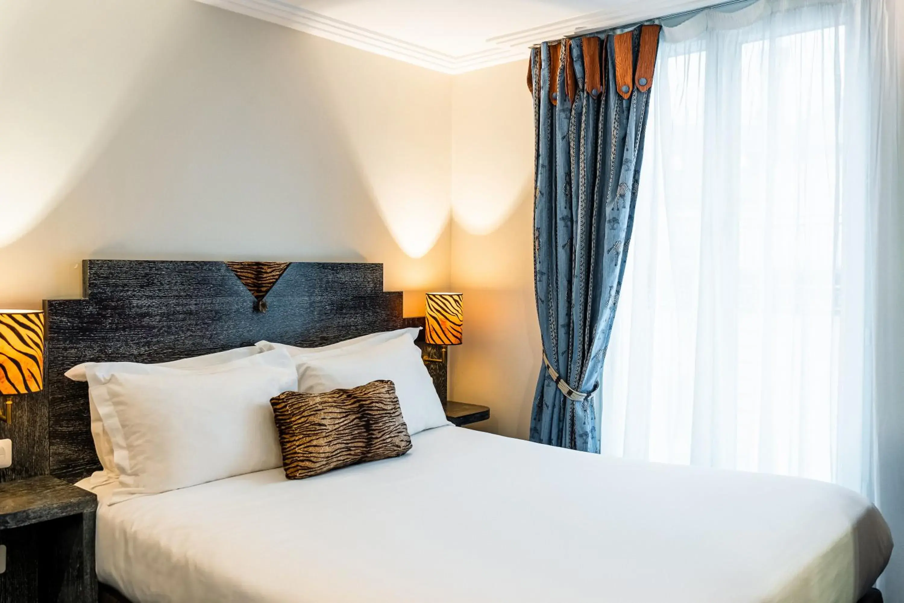 Bed in Pavillon Opéra Grands Boulevards Bed in Pavillon Opéra Grands Boulevards