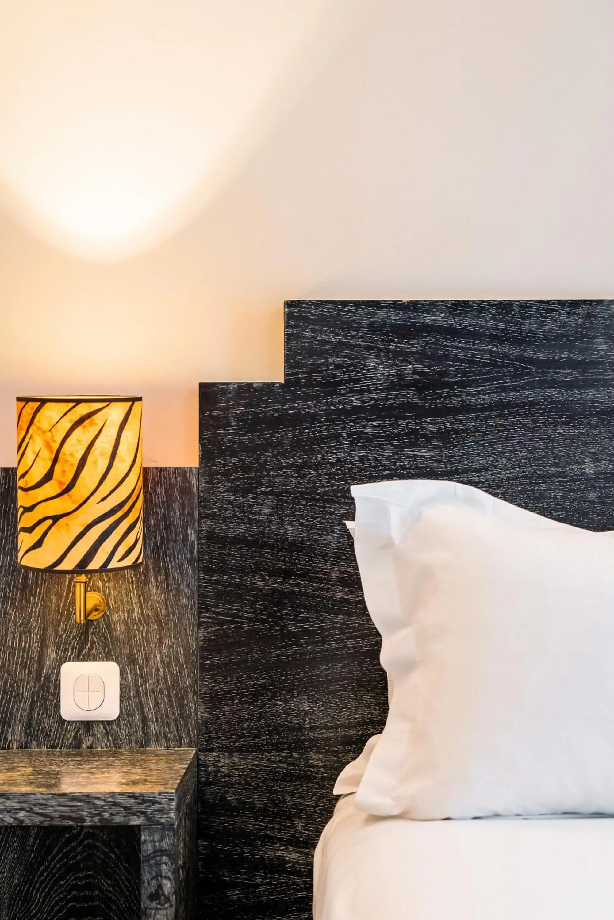 Bed in Pavillon Opéra Grands Boulevards Bed in Pavillon Opéra Grands Boulevards