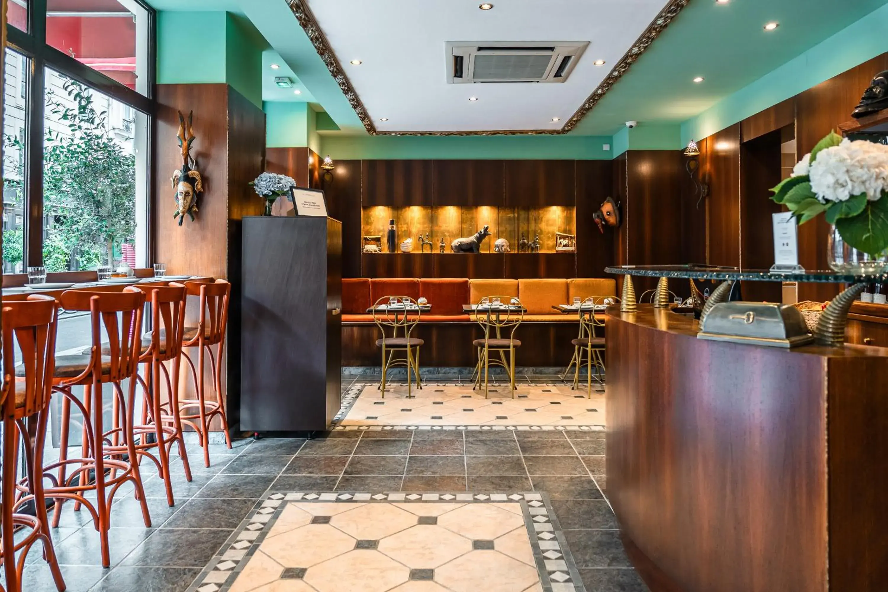 Lobby or reception in Pavillon Opéra Grands Boulevards Lobby or reception in Pavillon Opéra Grands Boulevards