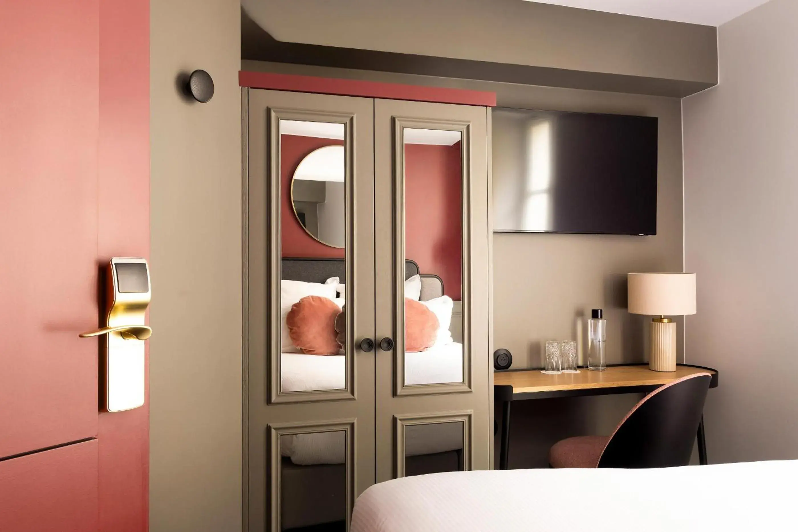 Bedroom, Bed in La Dépendance Bedroom, Bed in La Dépendance