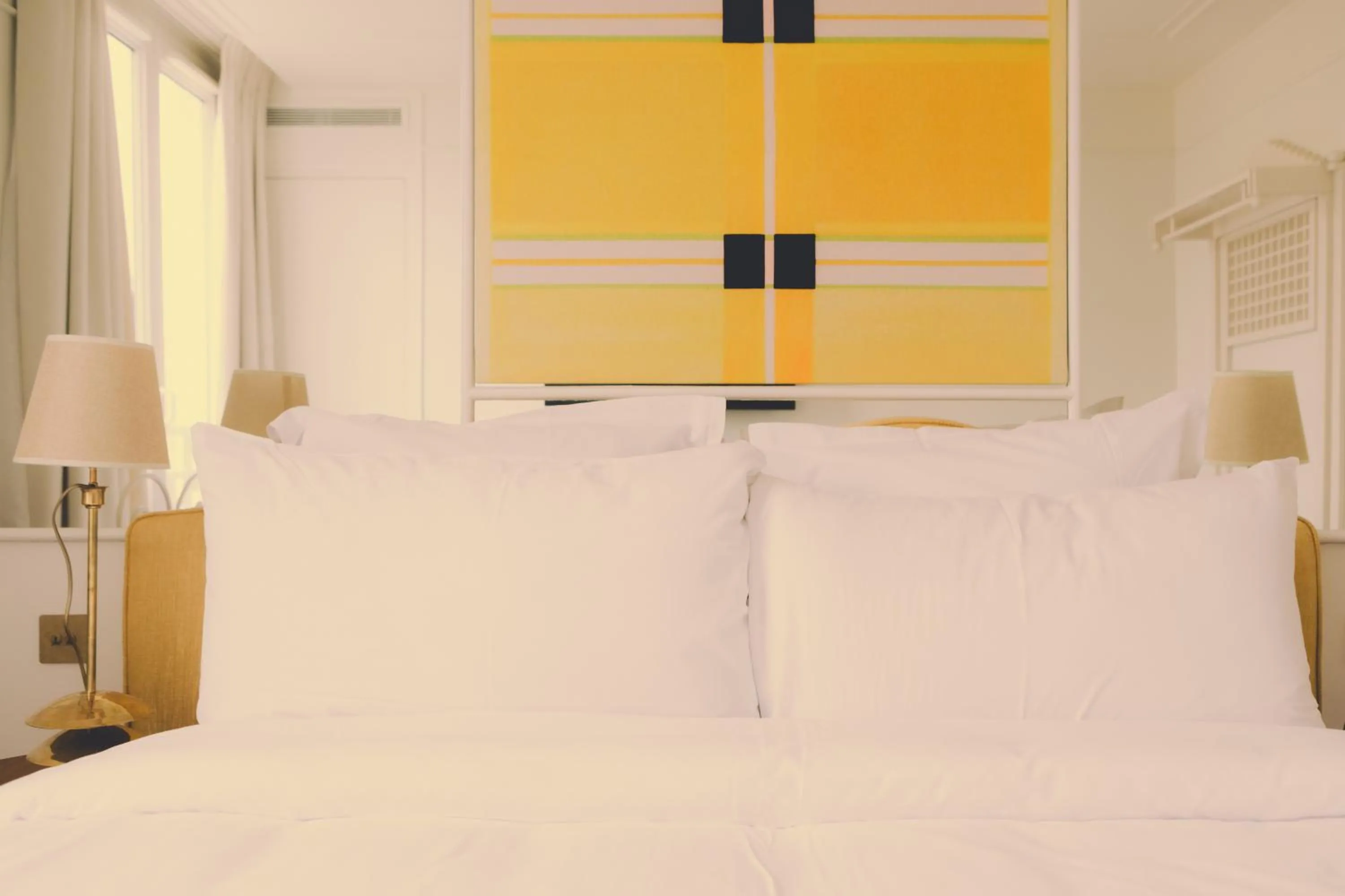 Bed in Hôtel Gaston