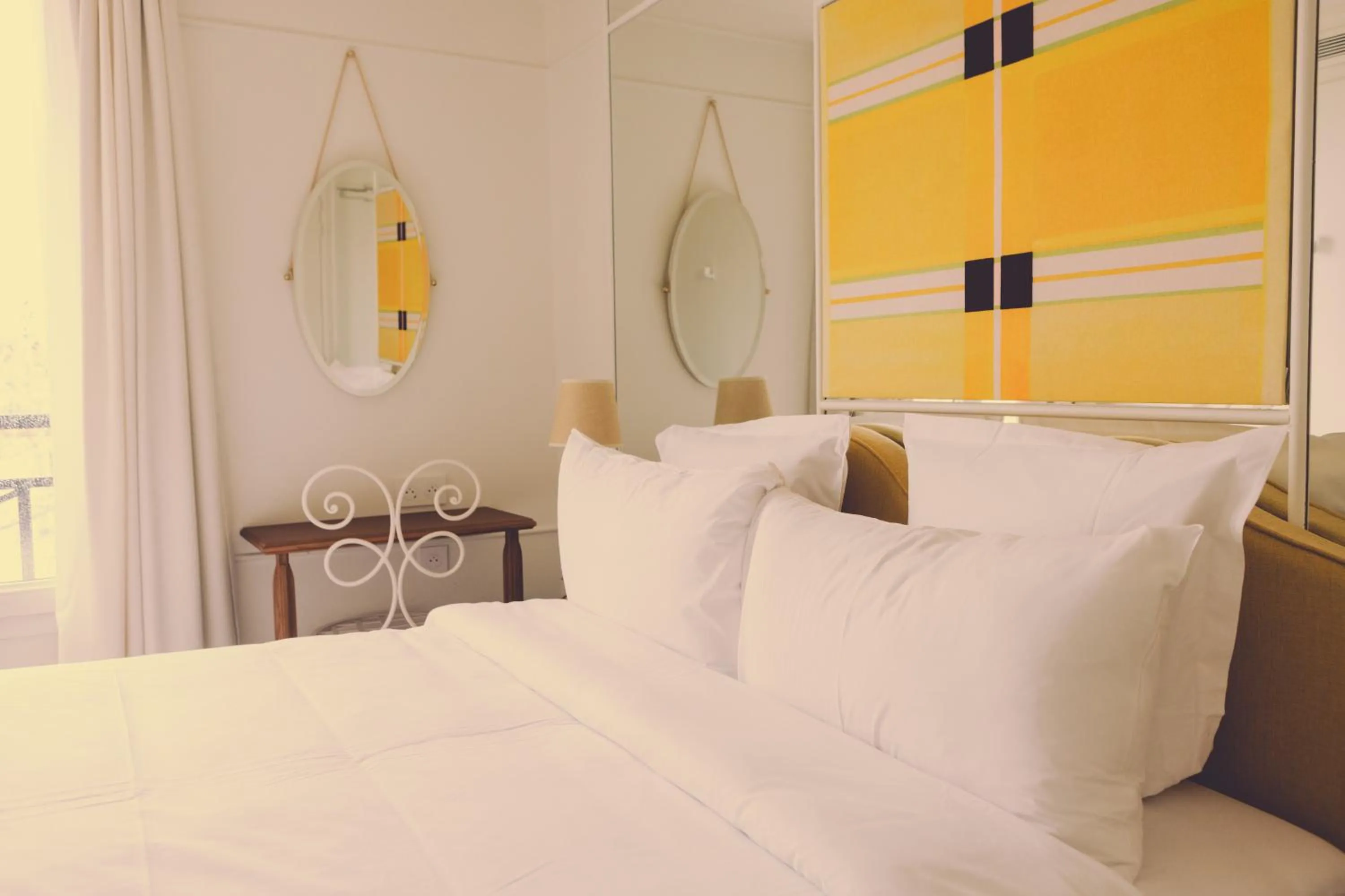 Bed in Hôtel Gaston