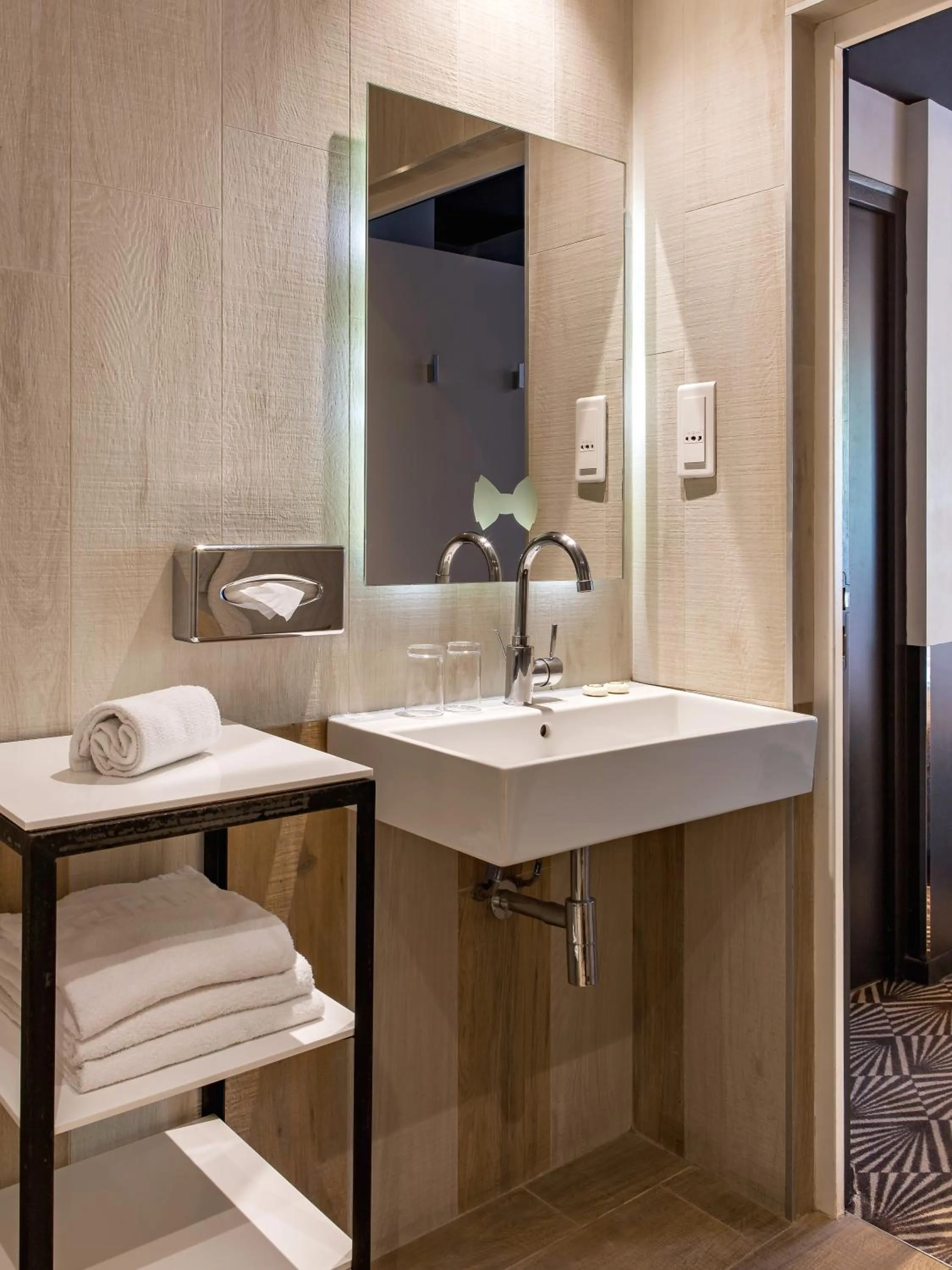 Bathroom in Hôtel Gaston