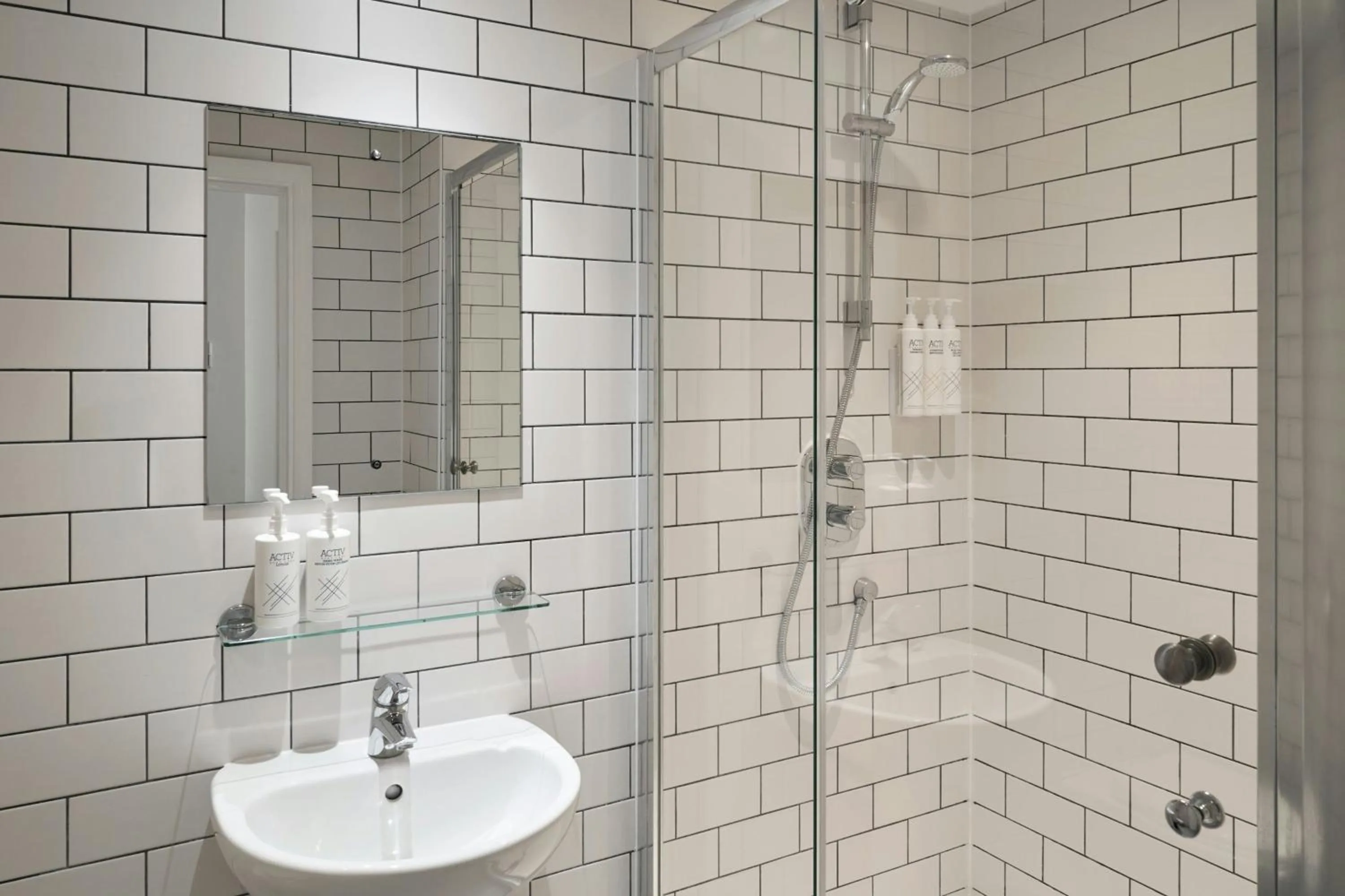 Bathroom in Four Points Flex by Sheraton Brighton