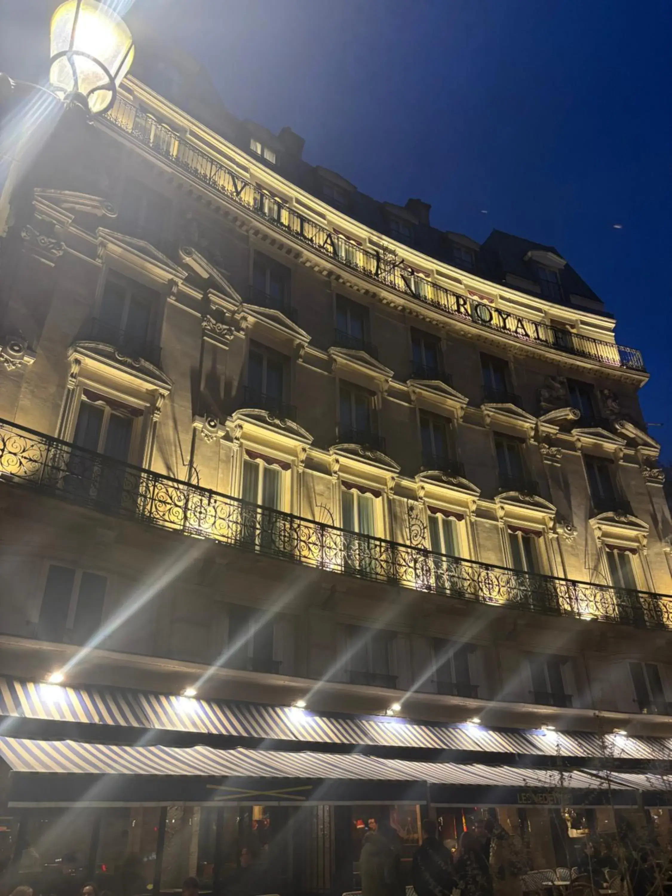 Property building in La Villa Royale Property building in La Villa Royale