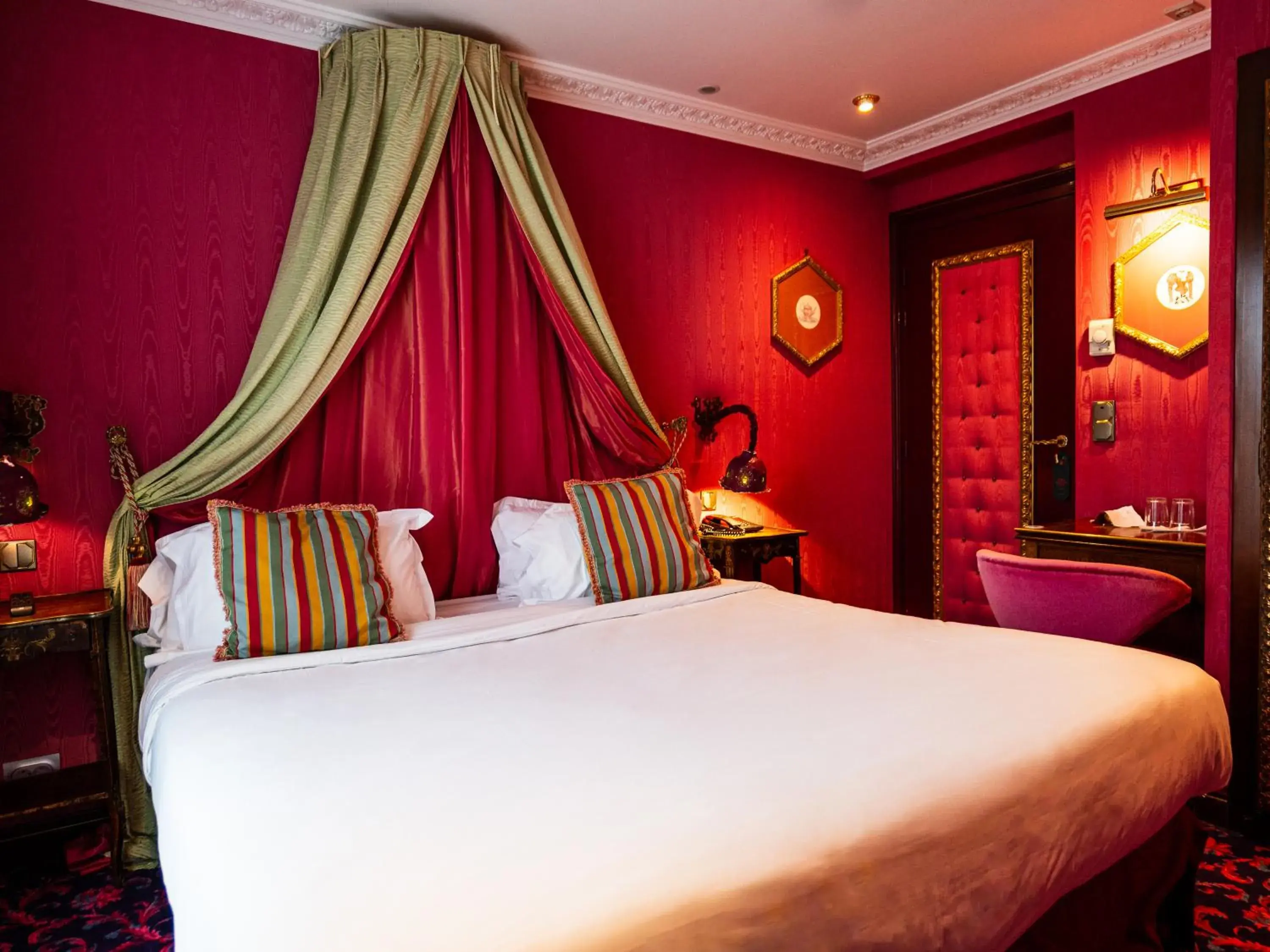 Bedroom, Bed in La Villa Royale Bedroom, Bed in La Villa Royale