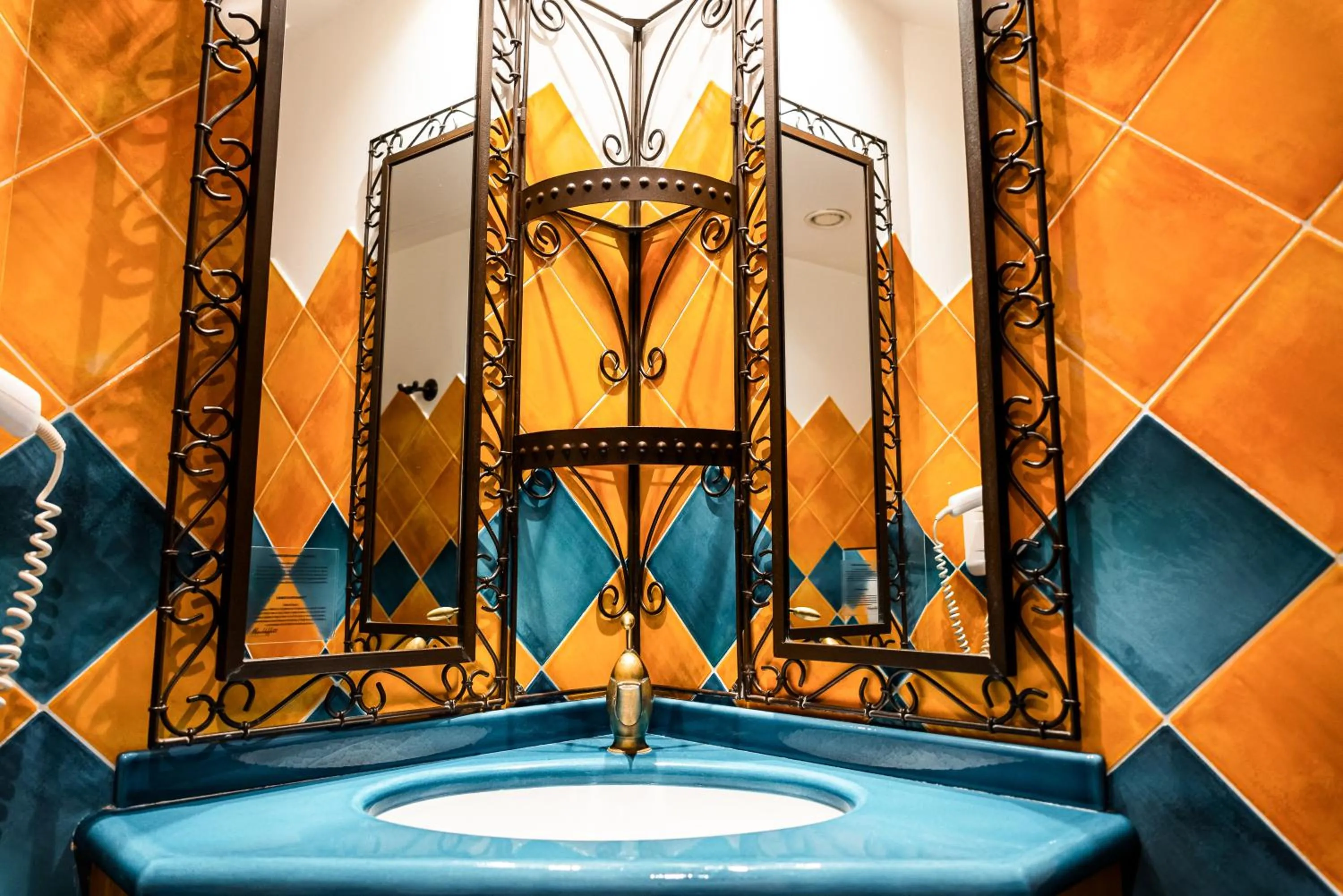 Bathroom in Villa Royale Montsouris