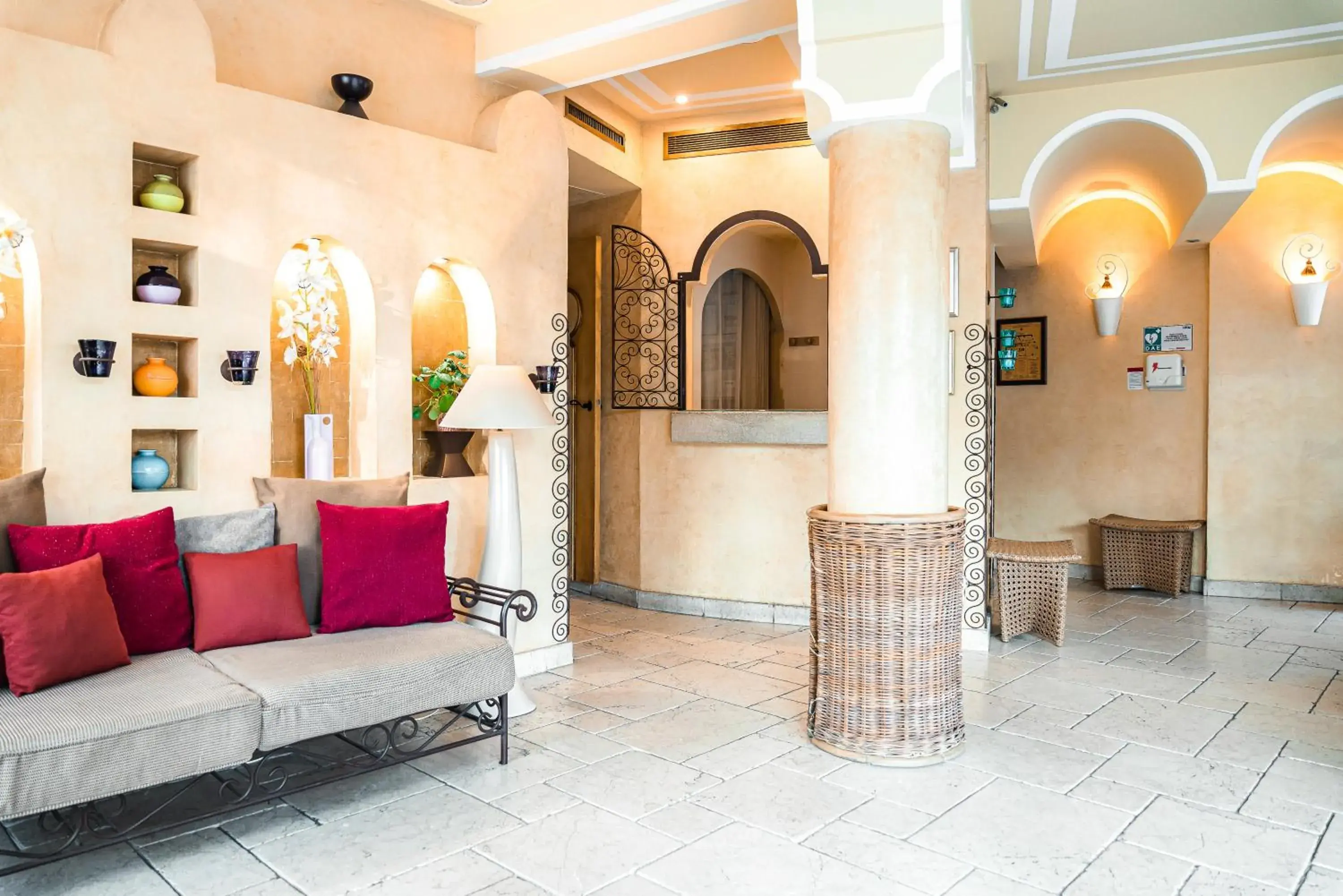 Lobby or reception in Villa Royale Montsouris Lobby or reception in Villa Royale Montsouris