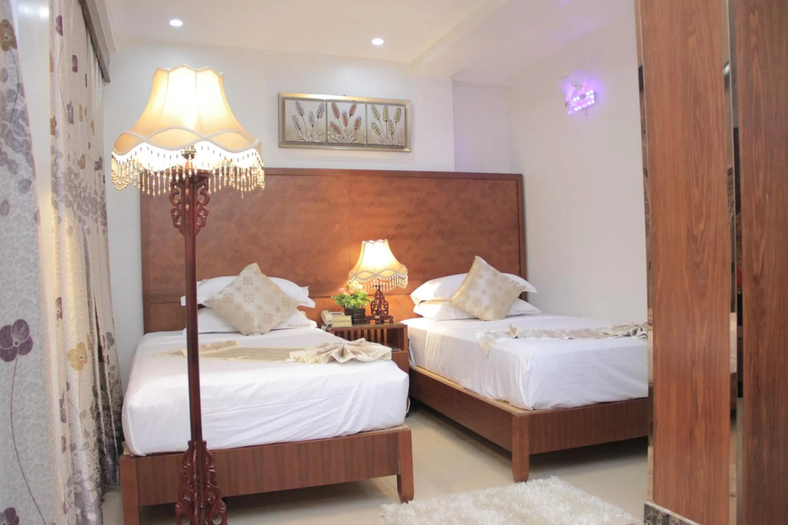 bunk bed, Bed in Zimbo Golden Hotel