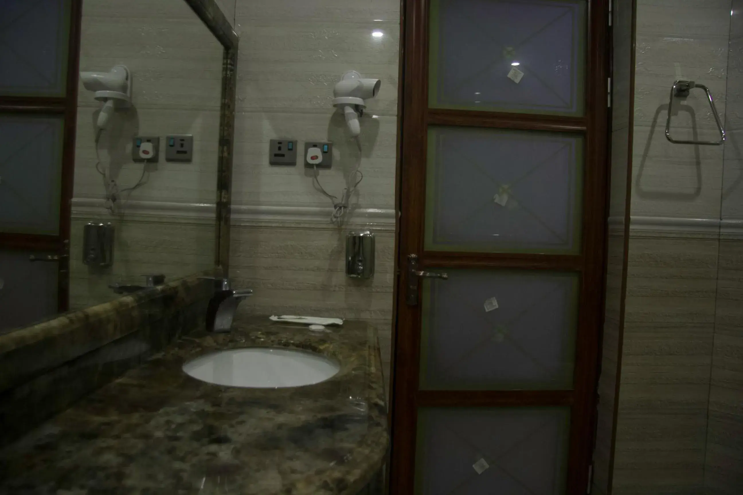 Budget Twin Room in Zimbo Golden Hotel Budget Twin Room in Zimbo Golden Hotel