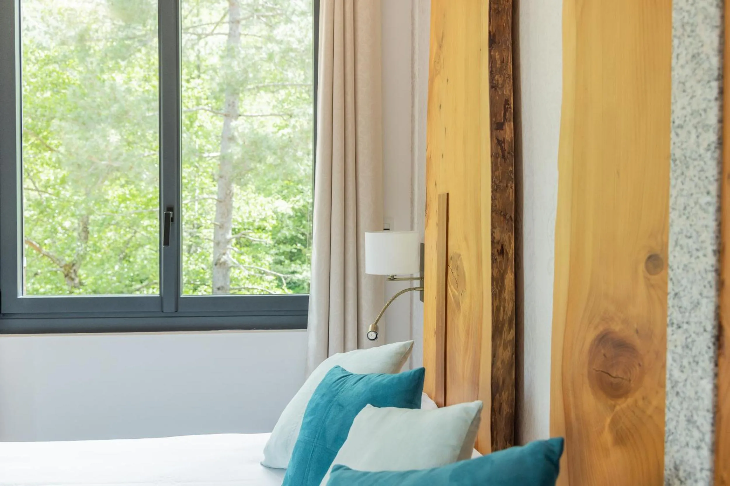 Bedroom in Hôtel de la Restonica