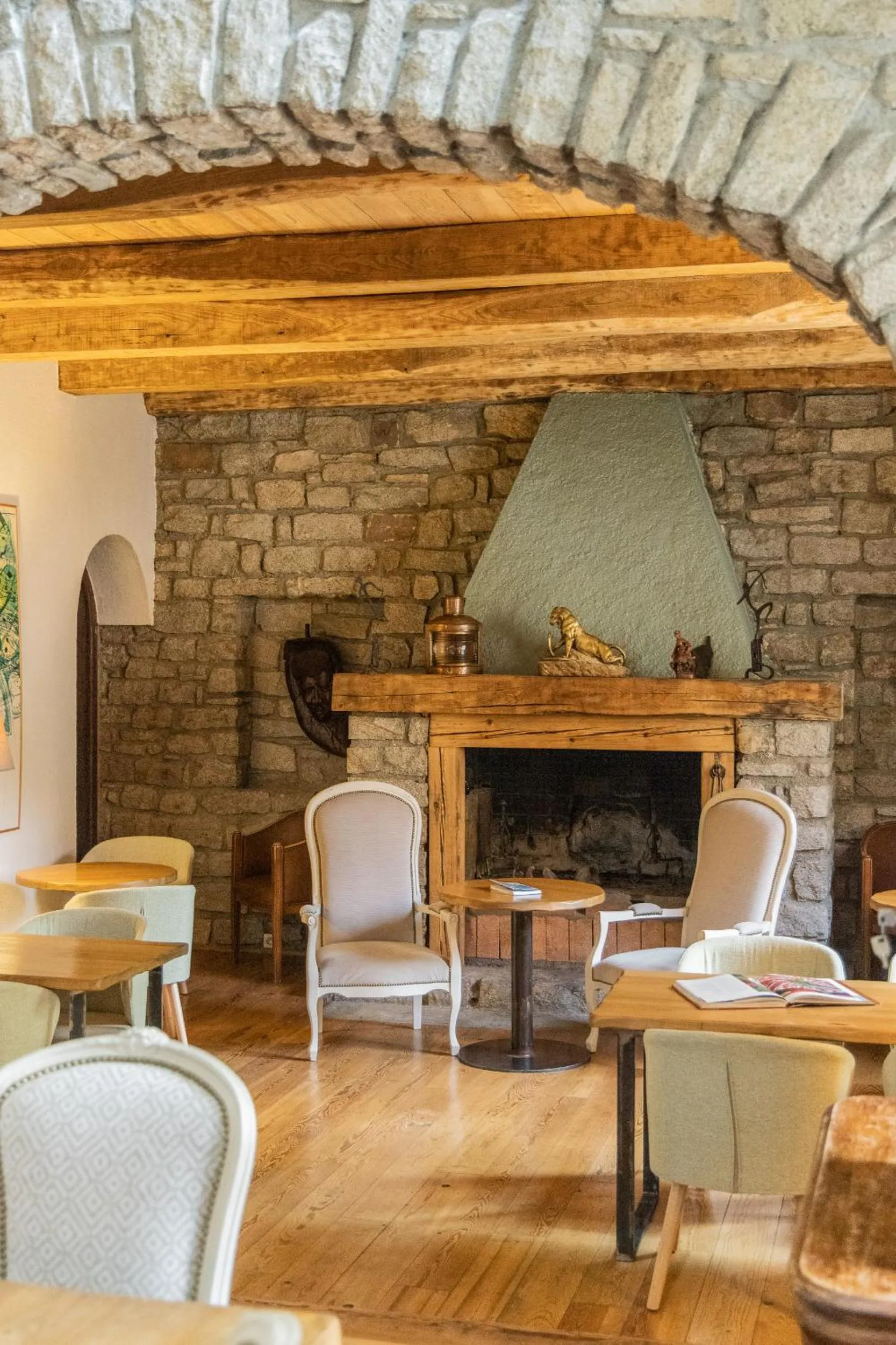Living room in Hôtel de la Restonica