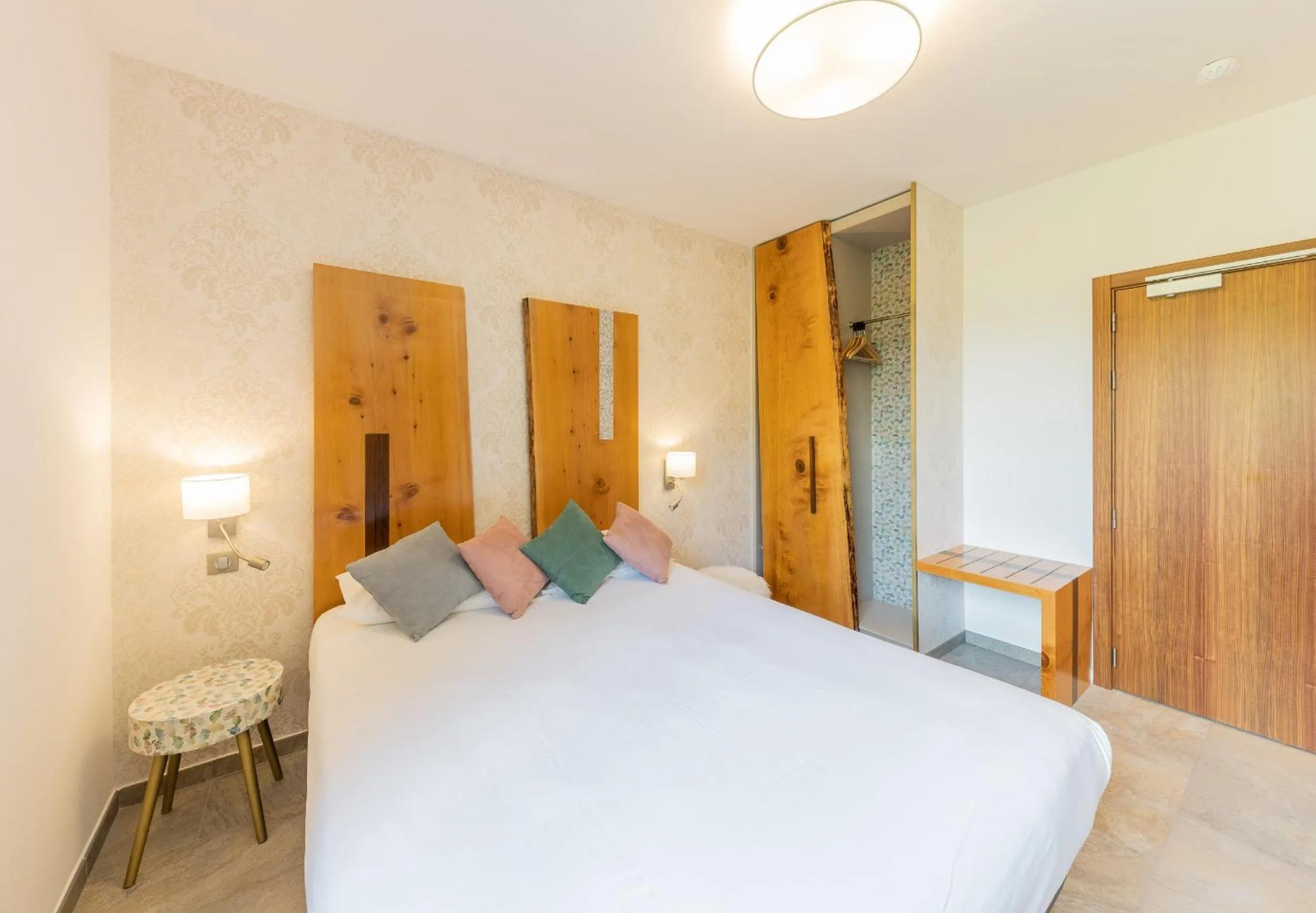 Bed in Hôtel de la Restonica