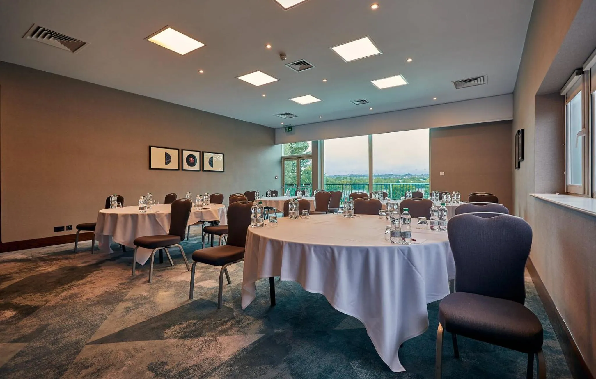 Meeting/conference room in Crowne Plaza Marlow by IHG