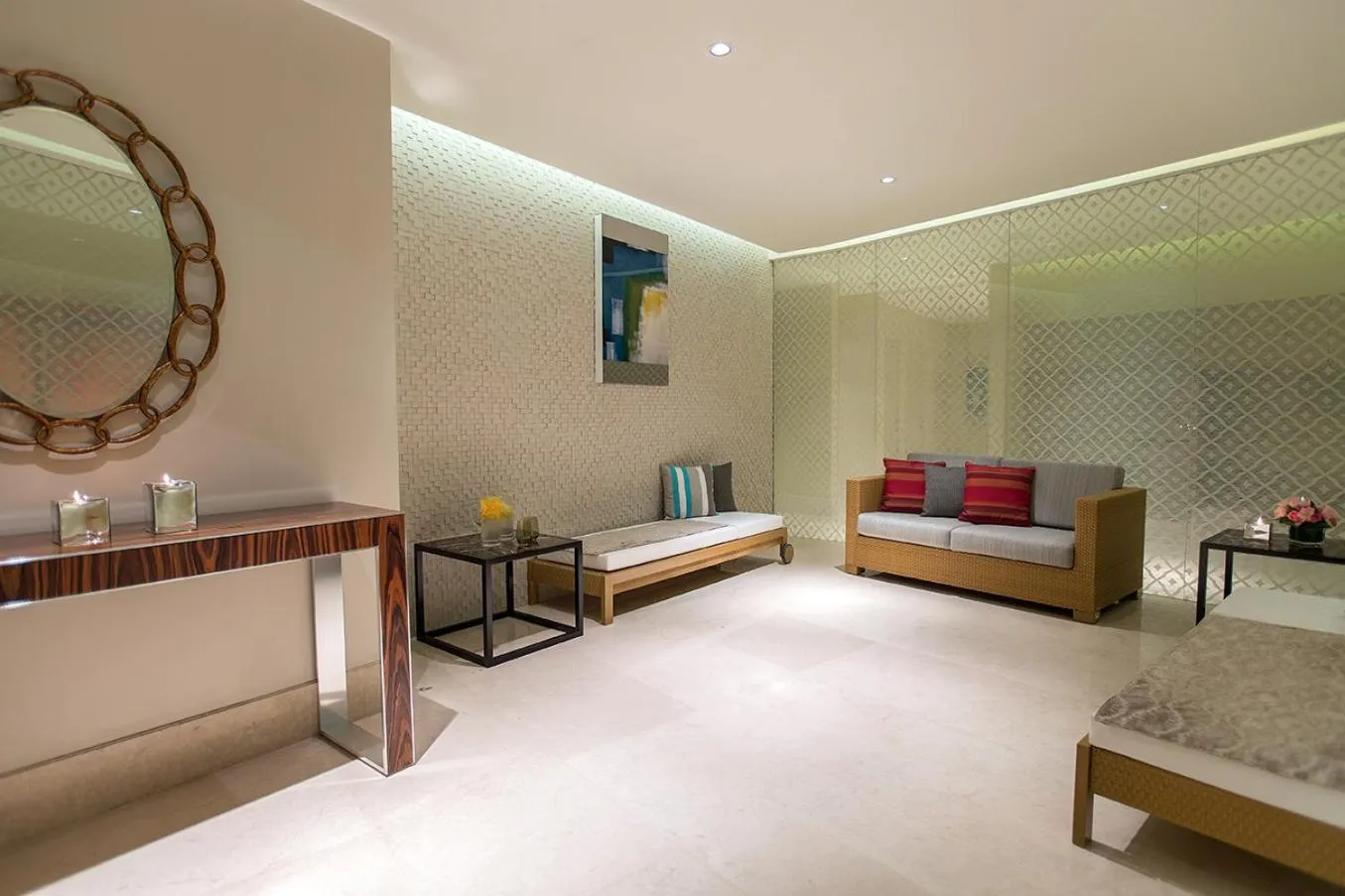 Spa and wellness centre/facilities, Bed in Millennium Plaza Doha
