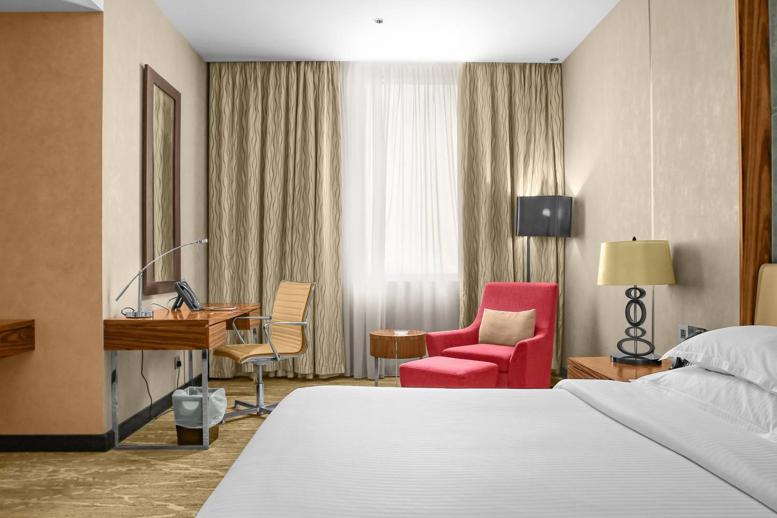 Bed in Millennium Plaza Doha