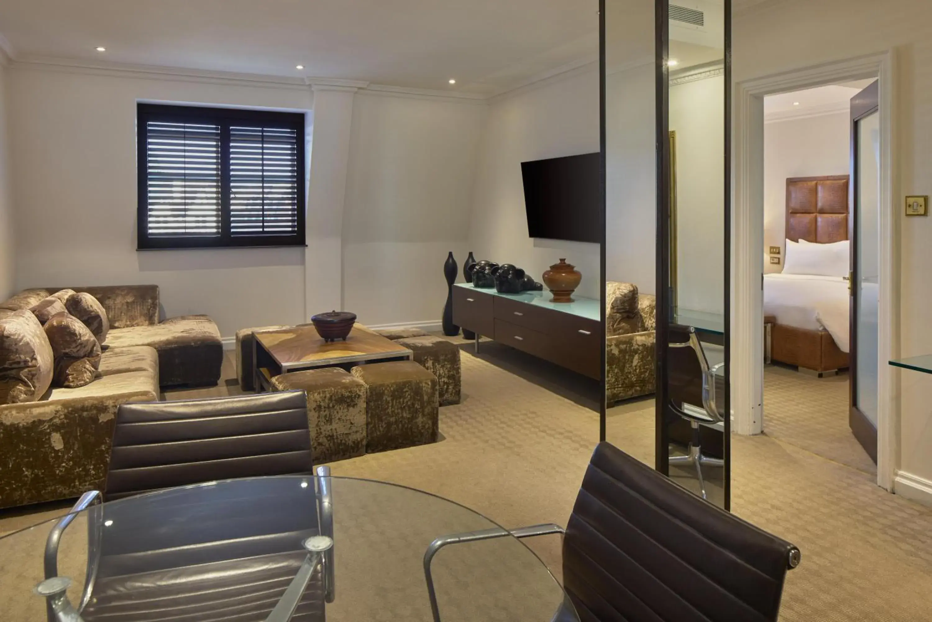 Photo of the whole room in Radisson Blu Hotel, London Leicester Square Photo of the whole room in Radisson Blu Hotel, London Leicester Square