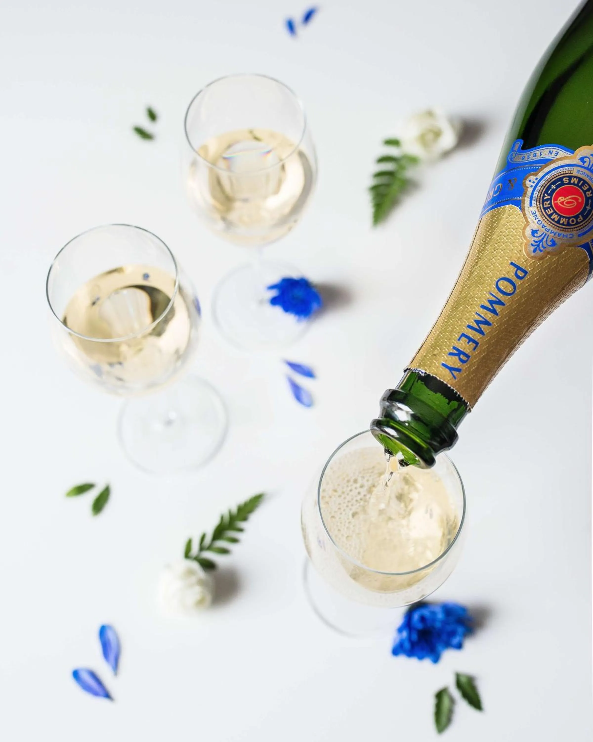 Restaurant/places to eat in Radisson Blu Hotel, London Leicester Square