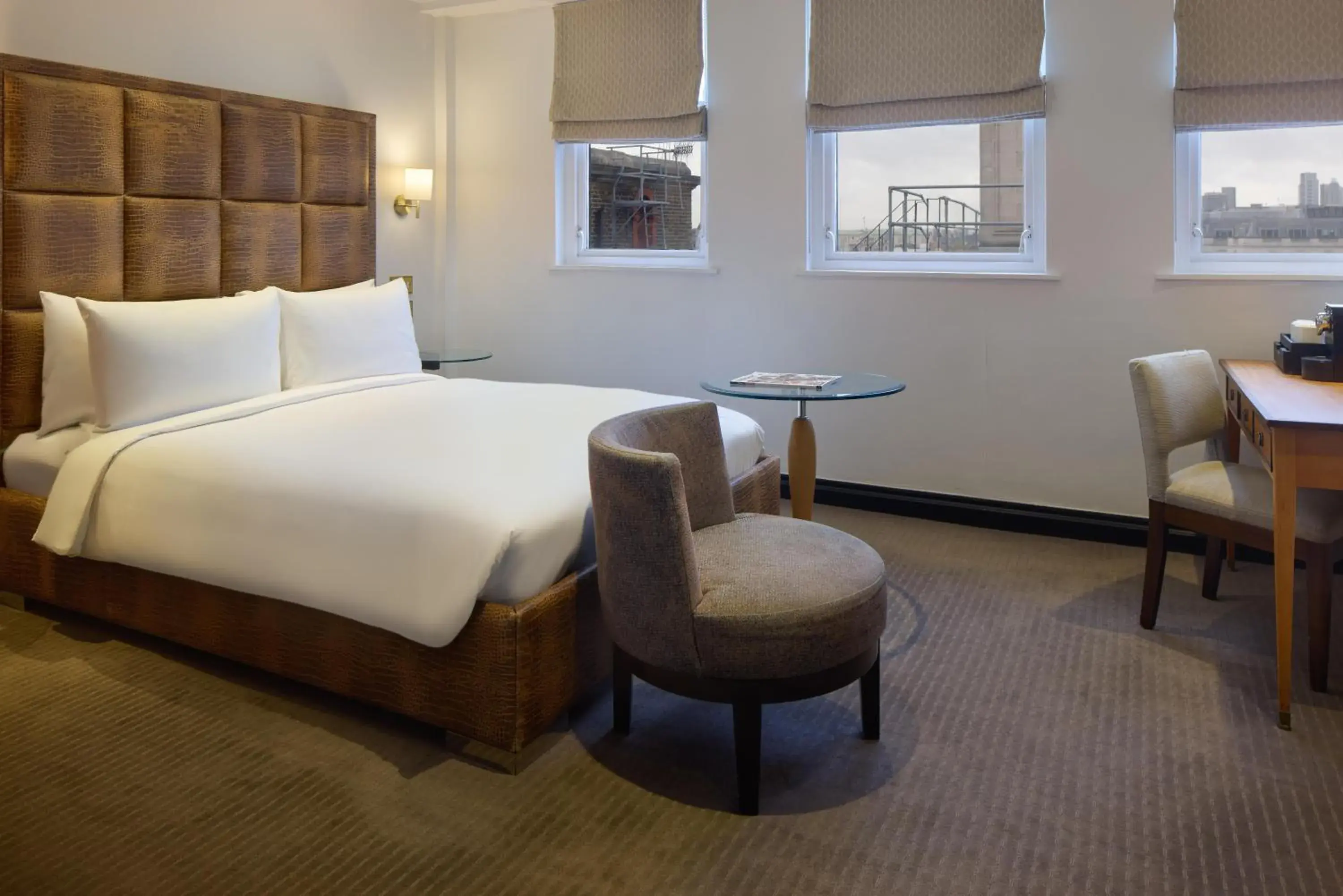 Bedroom, Bed in Radisson Blu Hotel, London Leicester Square Bedroom, Bed in Radisson Blu Hotel, London Leicester Square