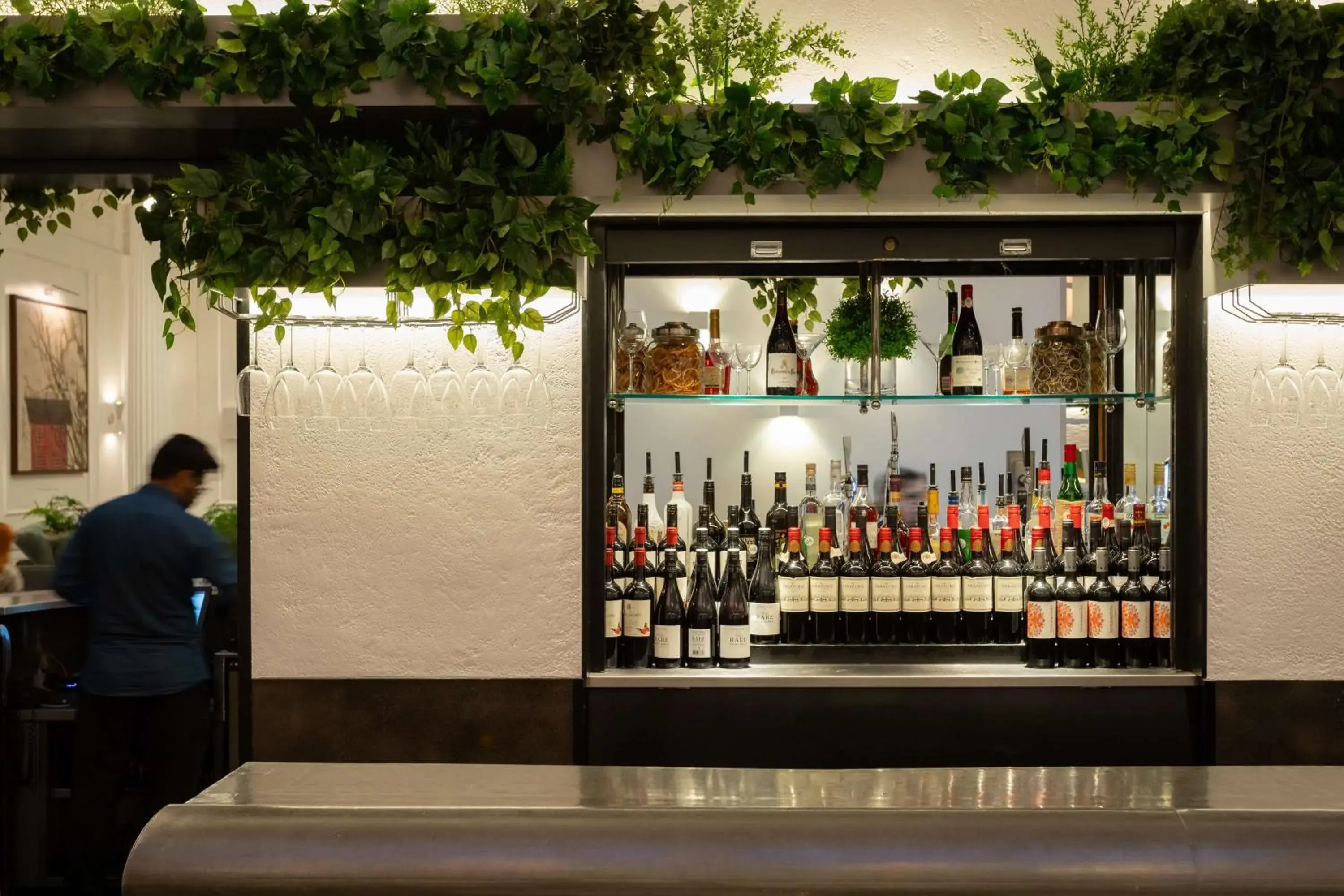 Lounge or bar in Radisson Blu Edwardian Grafton Hotel, London Lounge or bar in Radisson Blu Edwardian Grafton Hotel, London