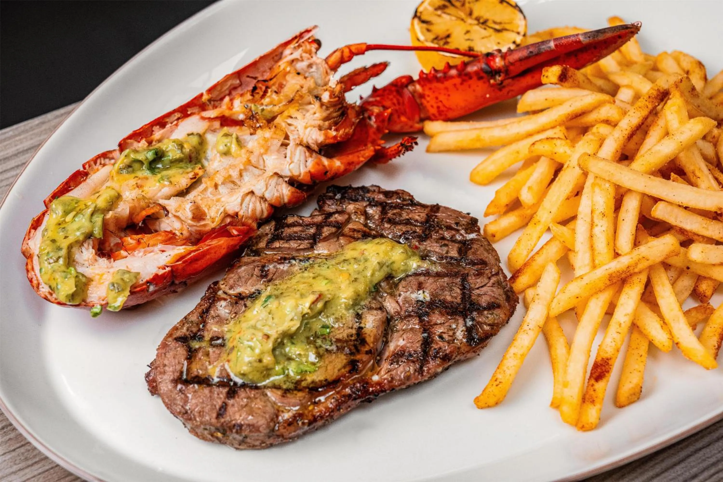 Restaurant/places to eat in Radisson Blu Hotel, London Euston Square