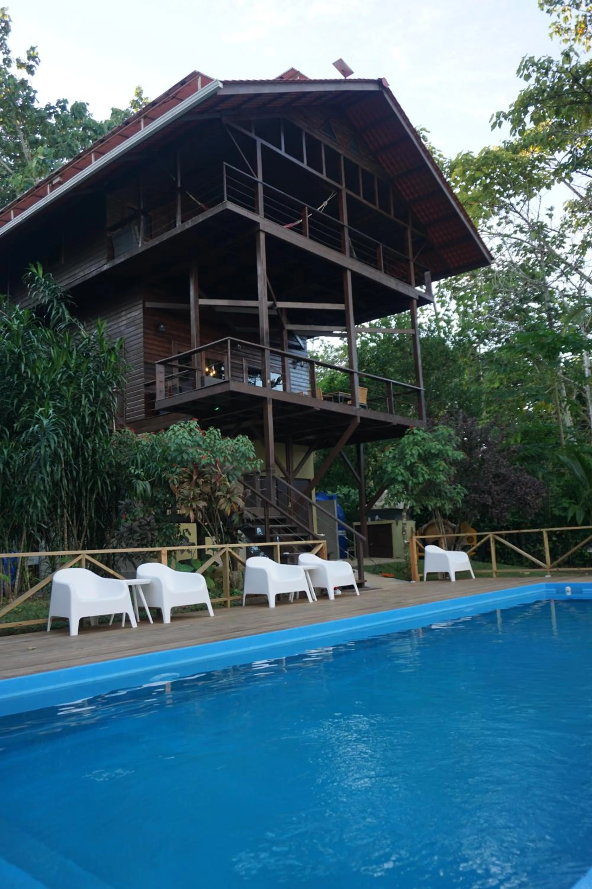 Property building in Oasis Bluff Beach